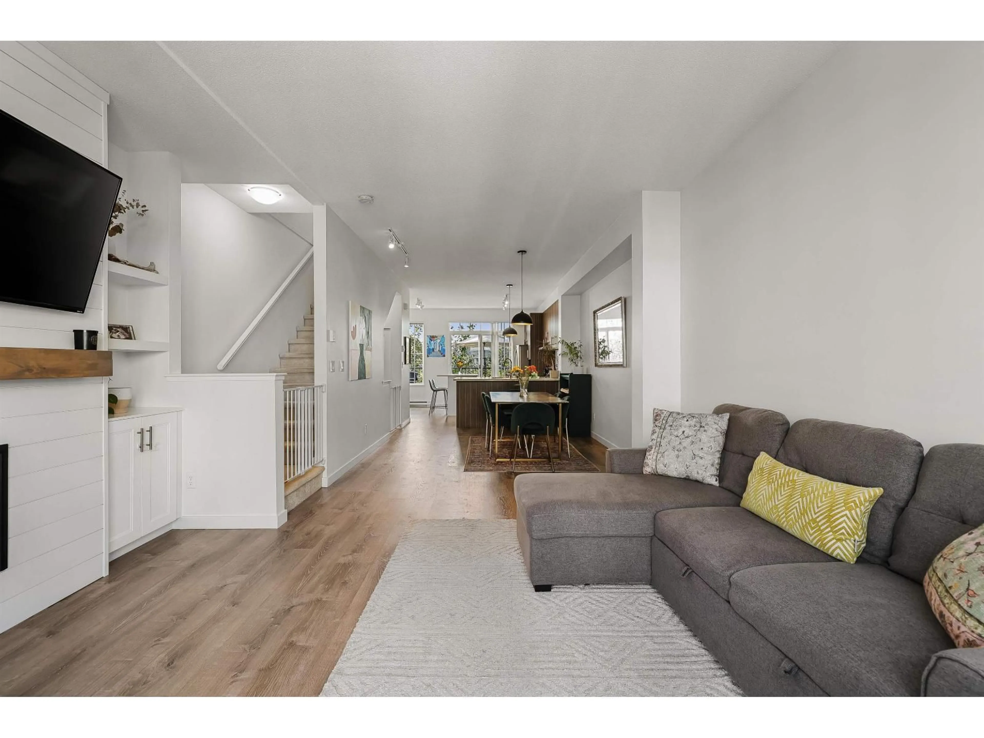 Living room with furniture, unknown for 81 - 31032 WESTRIDGE PLACE, Abbotsford British Columbia V2T0C6