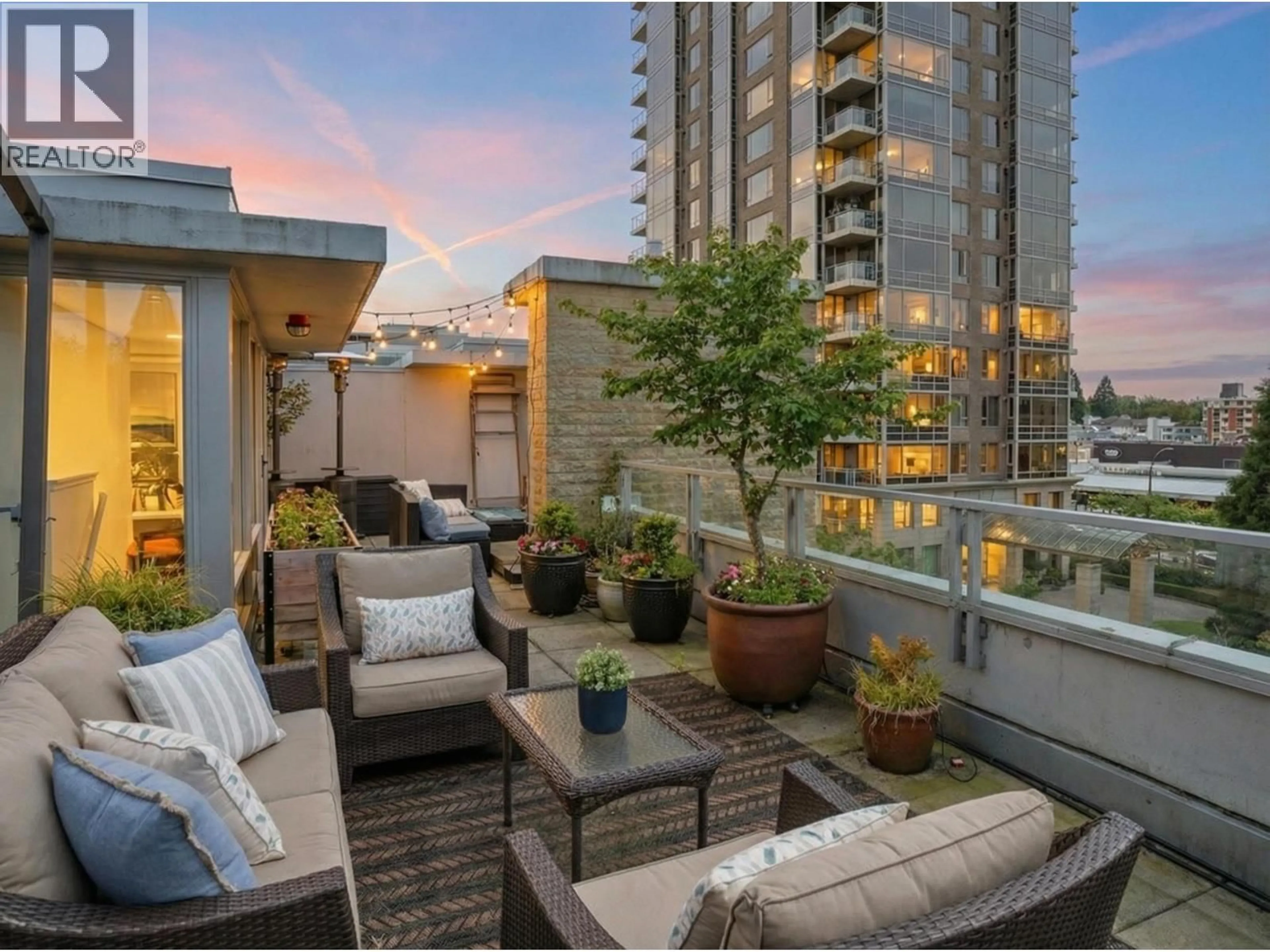 Patio, city buildings view from balcony for 1576 8 STREET, Vancouver British Columbia V6J4R8