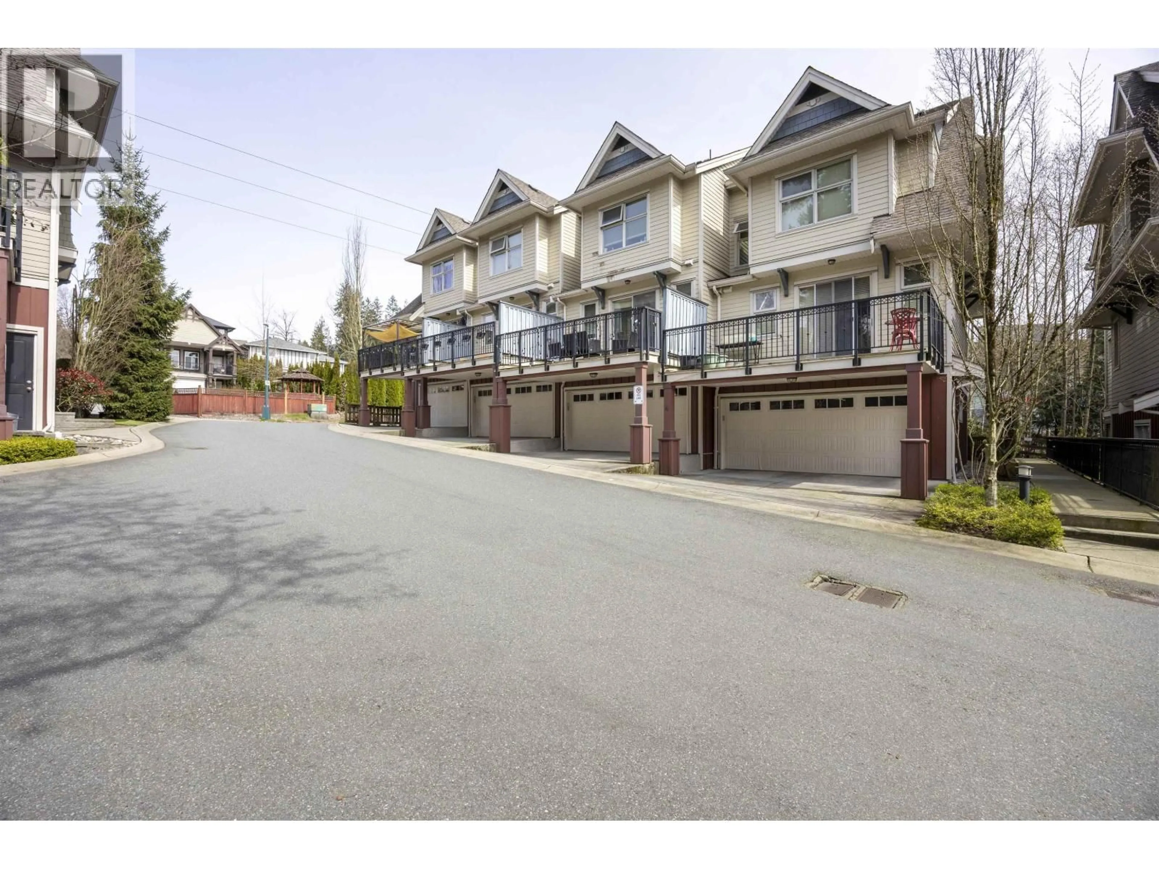 A pic from outside/outdoor area/front of a property/back of a property/a pic from drone, street for 3 - 3380 FRANCIS CRESCENT, Coquitlam British Columbia V3E0H1