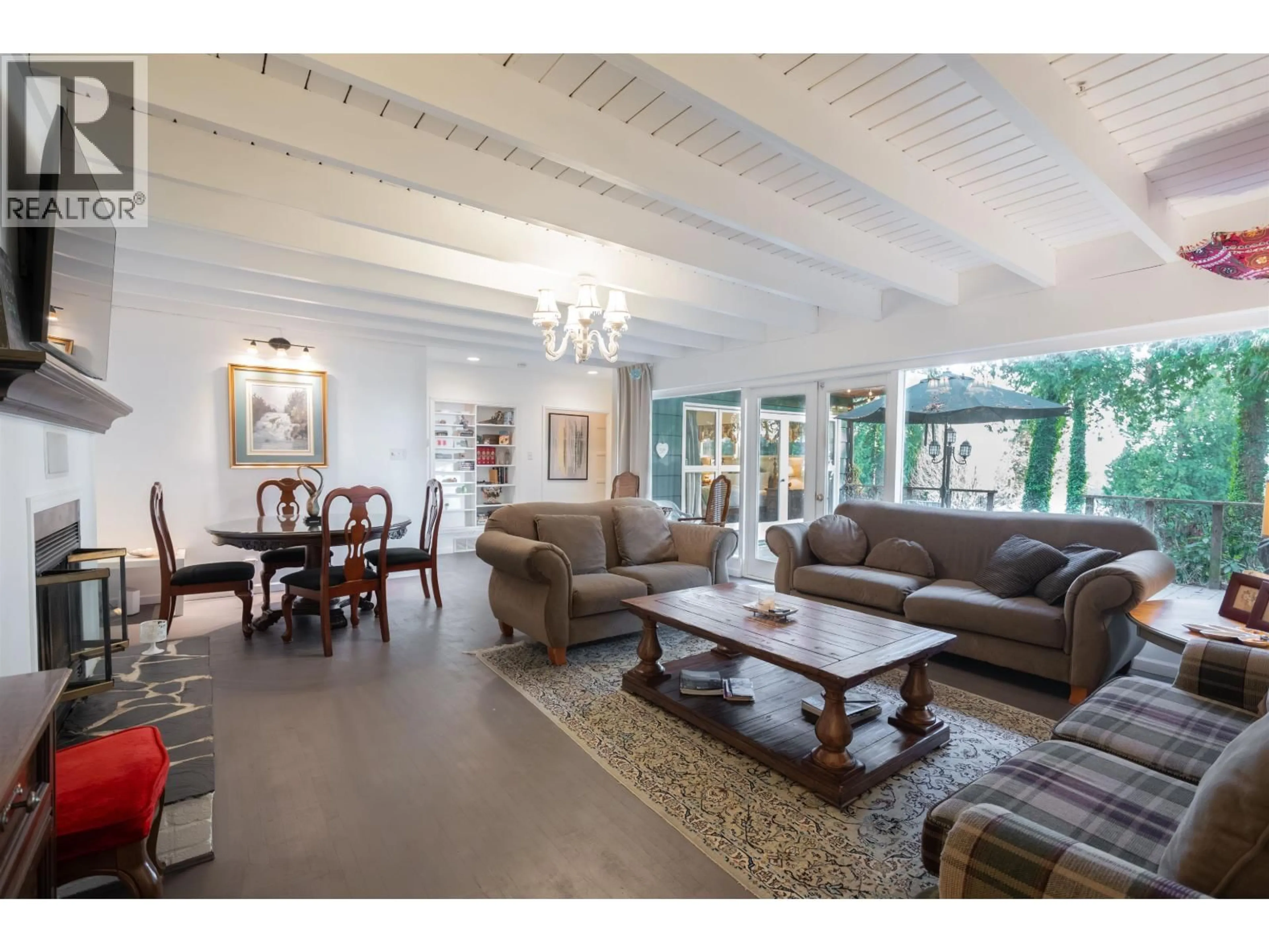 Living room with furniture, unknown for 1372 OTTAWA AVENUE, West Vancouver British Columbia V7T2H5