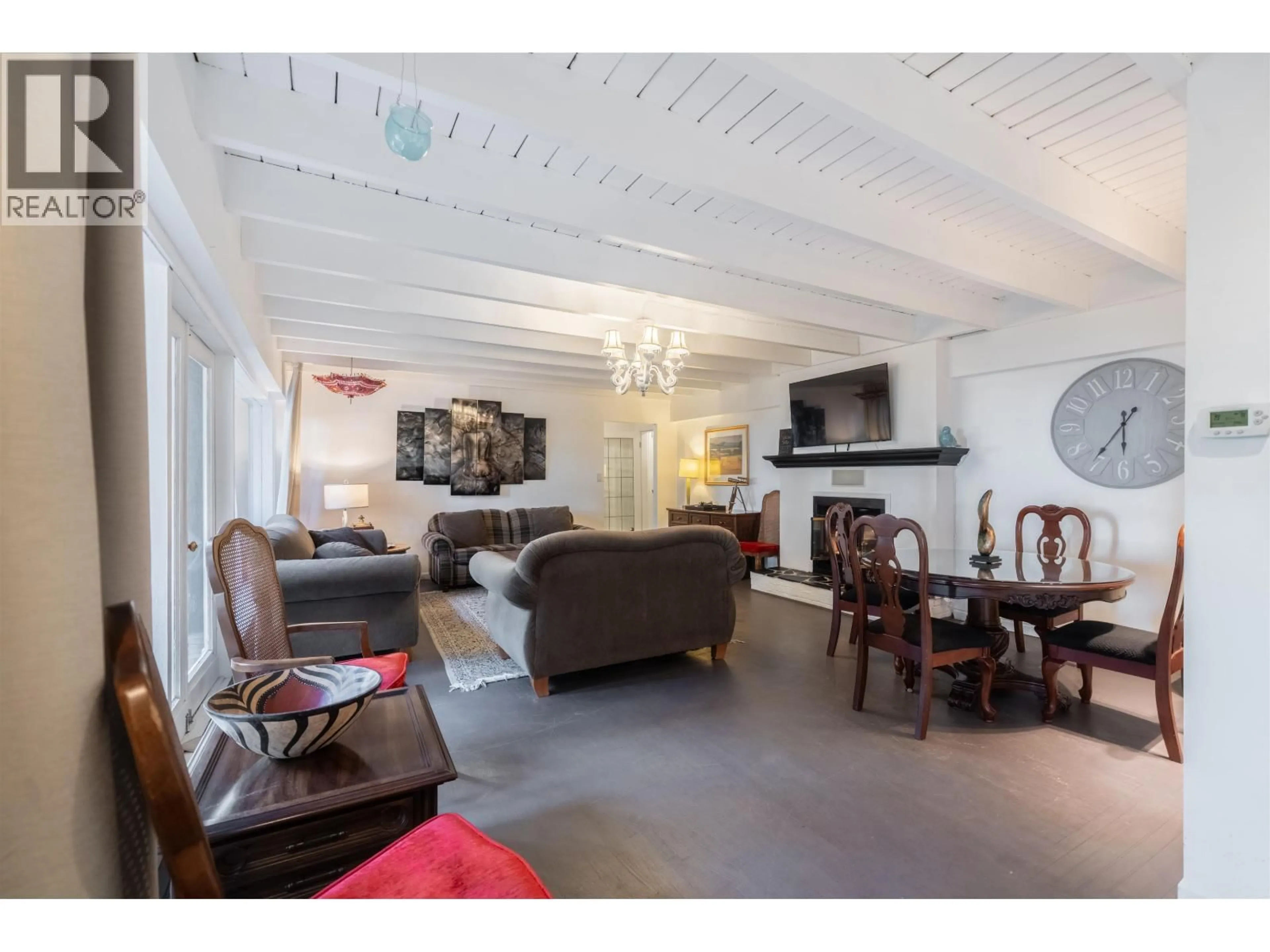 Living room with furniture, unknown for 1372 OTTAWA AVENUE, West Vancouver British Columbia V7T2H5