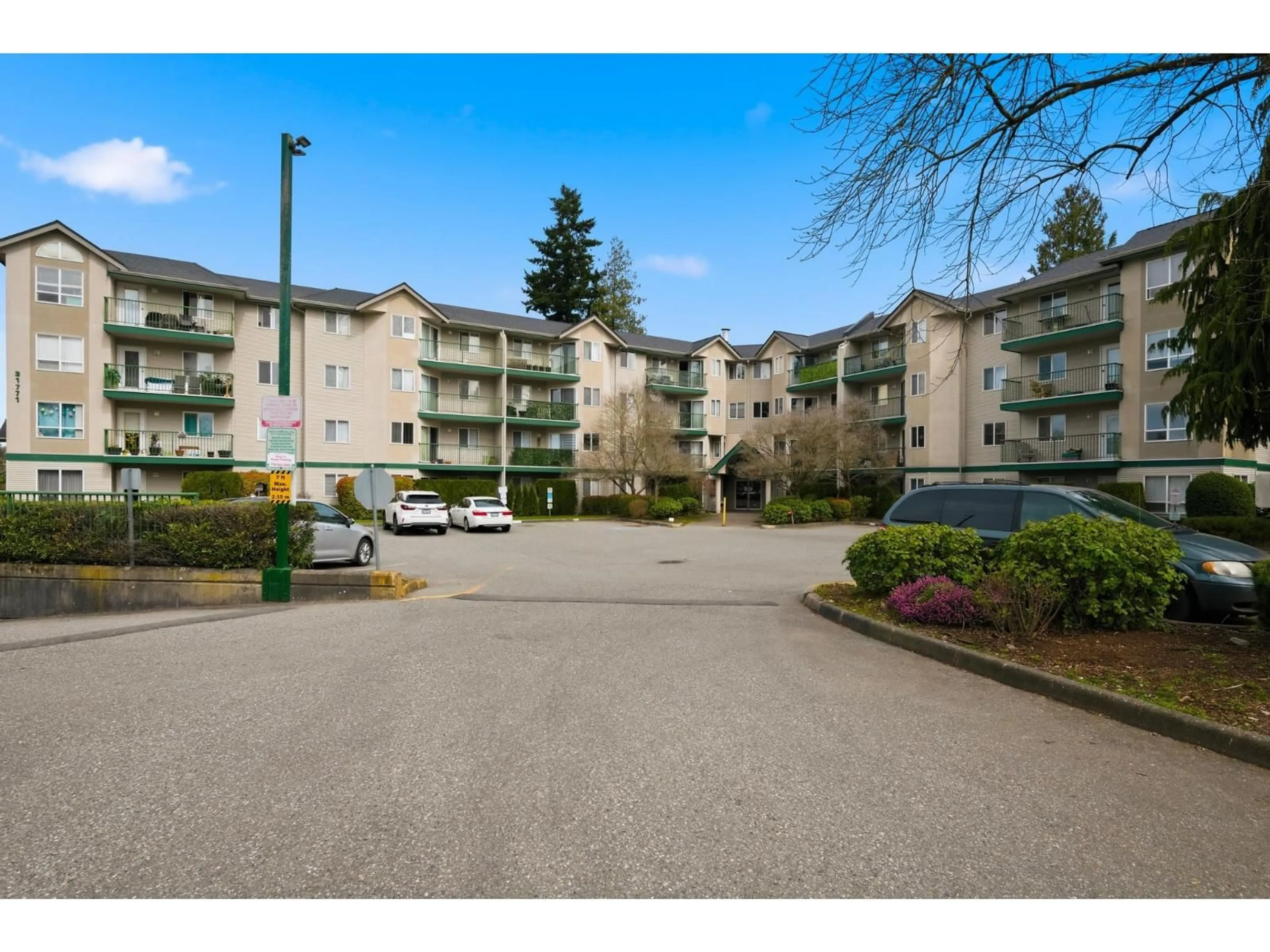 Unknown for 404 - 31771 PEARDONVILLE ROAD, Abbotsford British Columbia V2T1L2