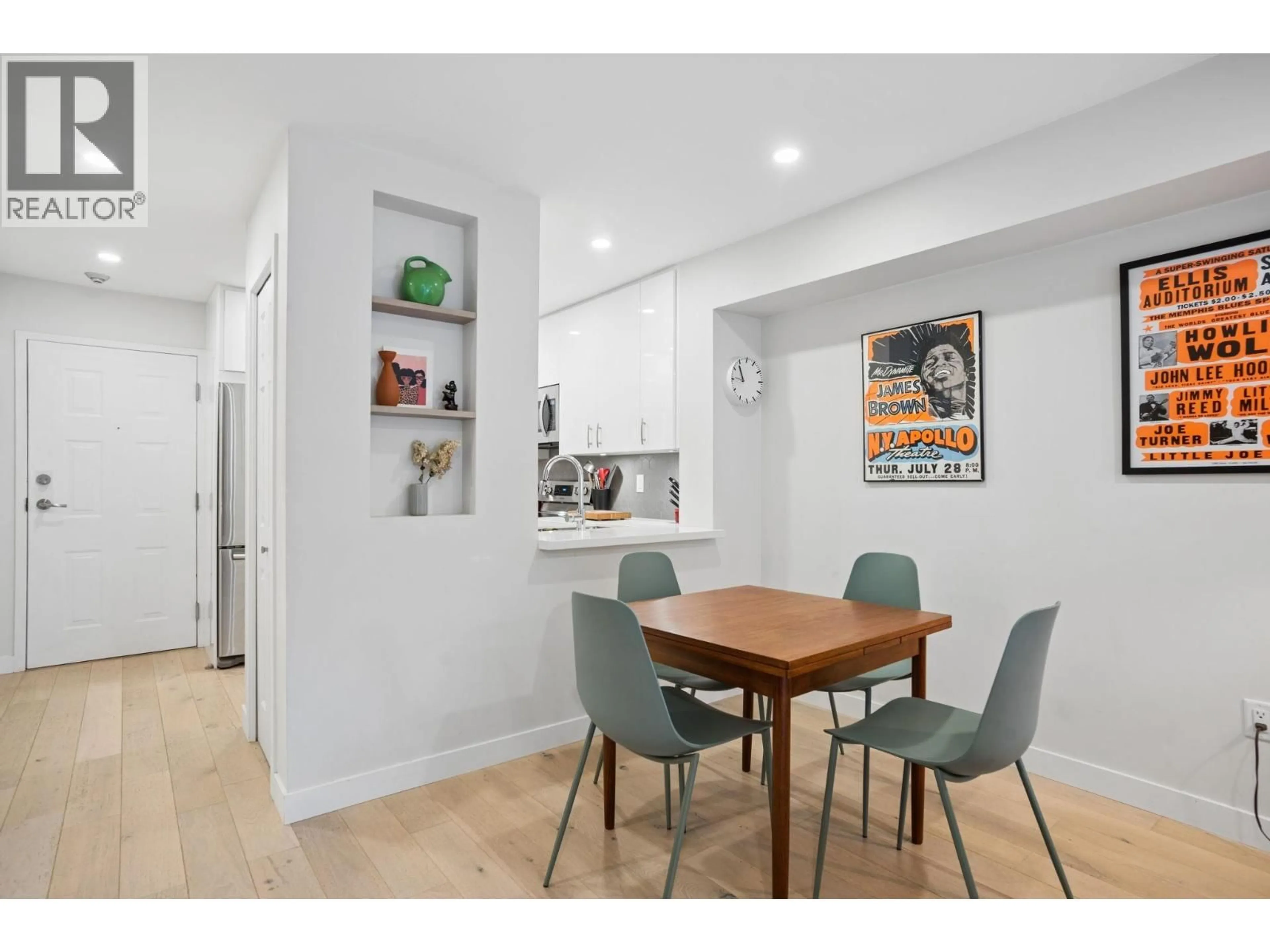 Unknown for 101 - 1099 BROADWAY STREET, Vancouver British Columbia V5T1Y5