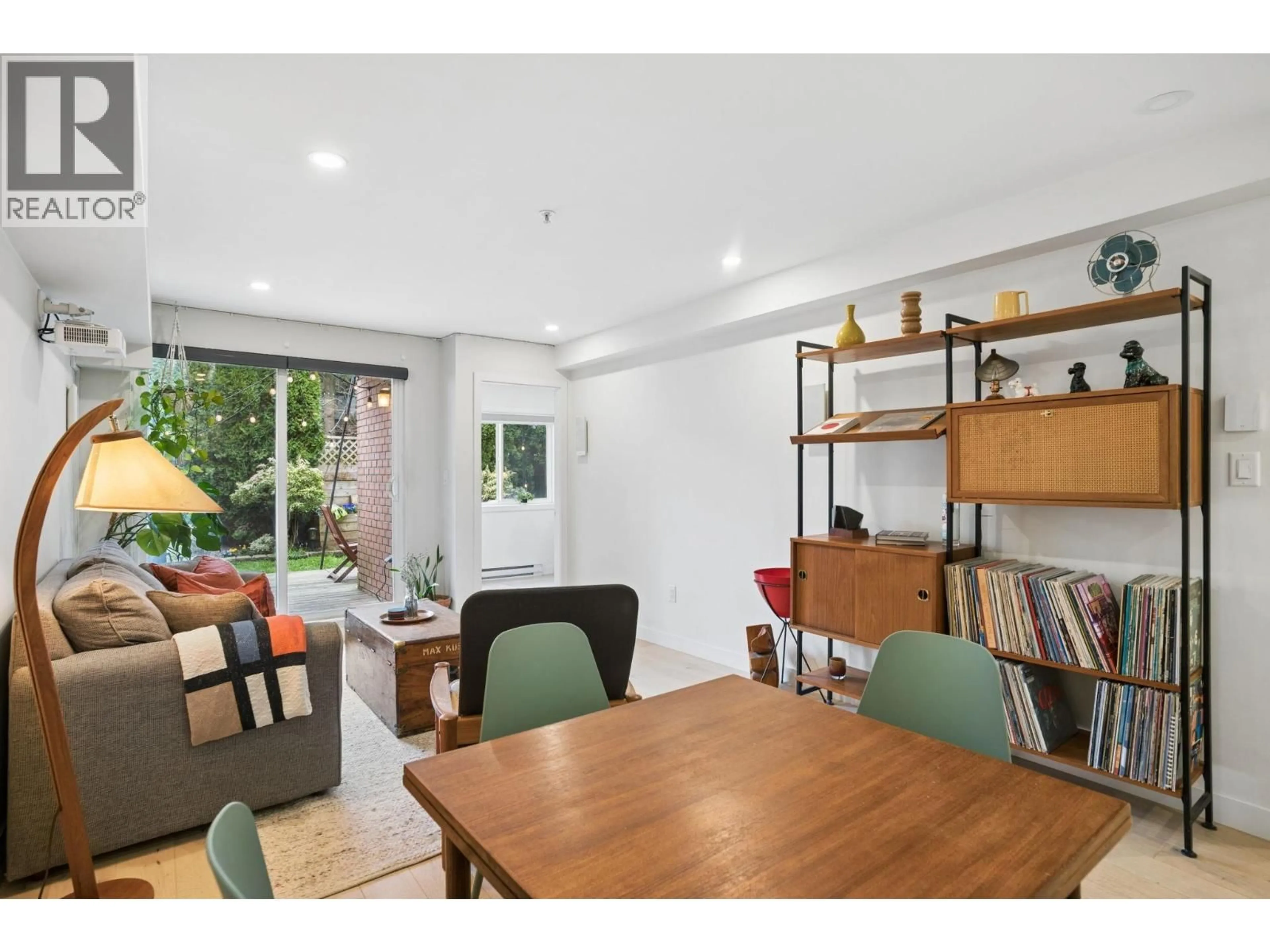 Unknown for 101 - 1099 BROADWAY STREET, Vancouver British Columbia V5T1Y5