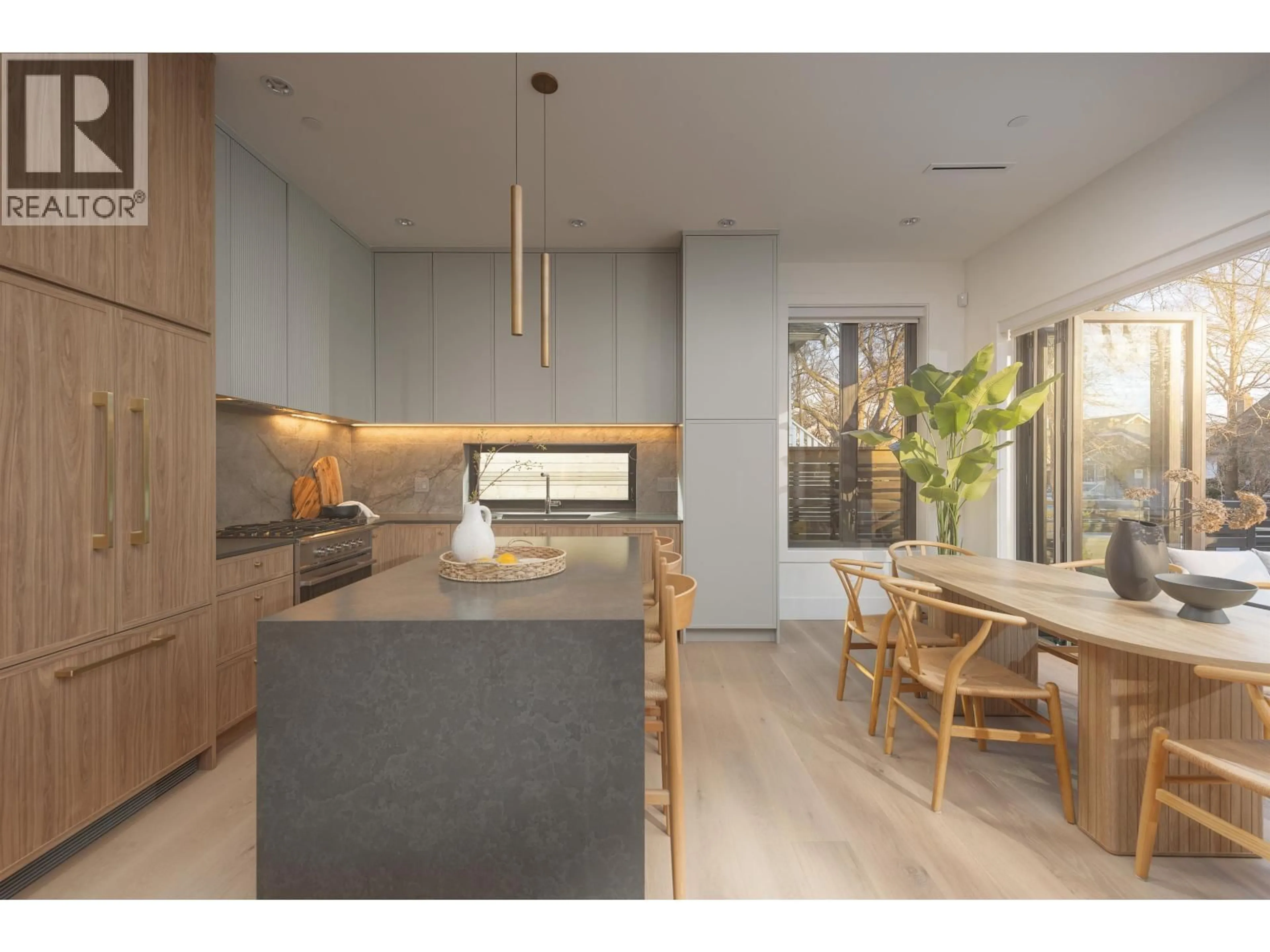 Contemporary kitchen, unknown for 1 - 2684 OXFORD STREET, Vancouver British Columbia V5K1N3