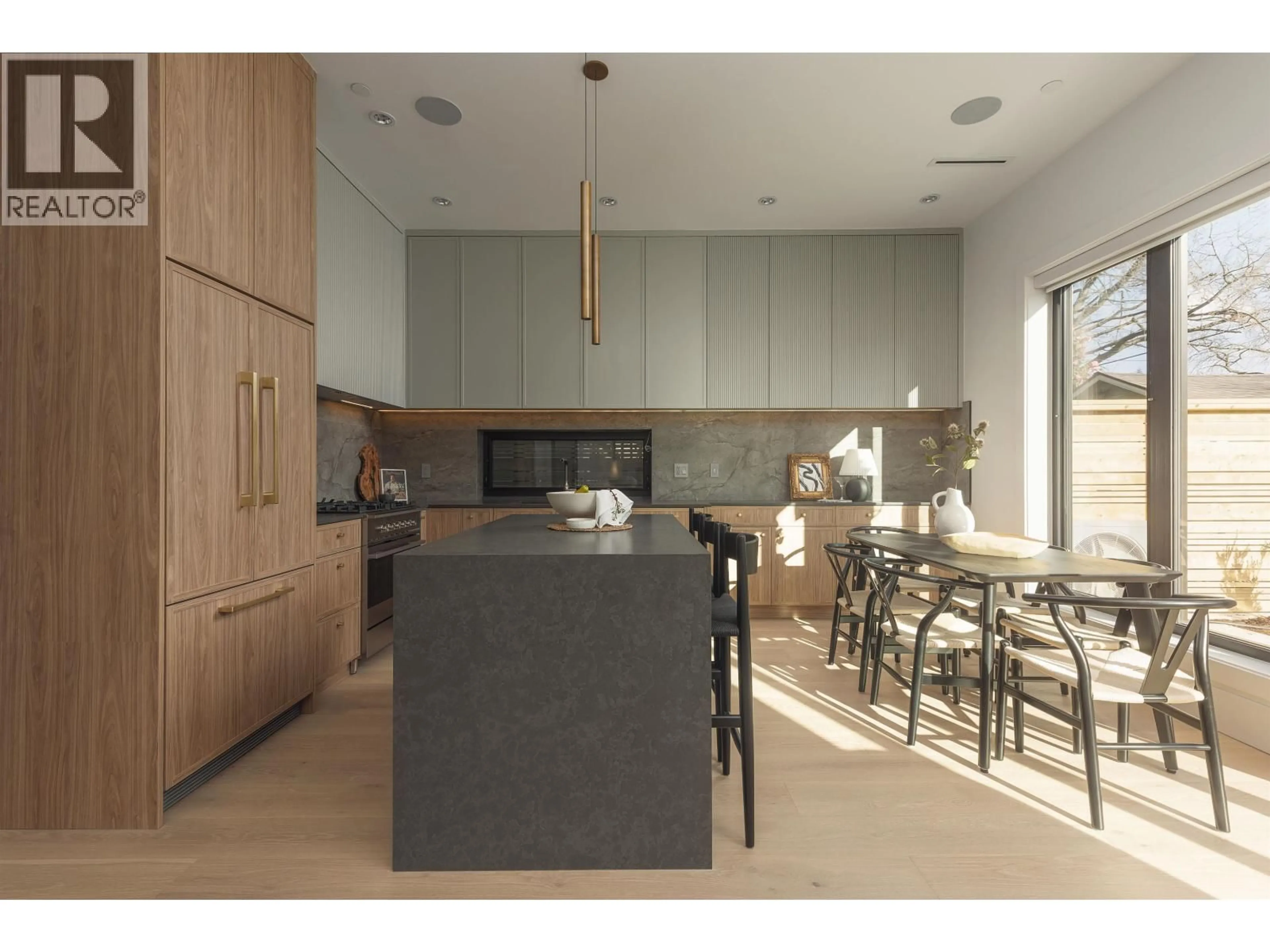 Contemporary kitchen, unknown for 2 - 2684 OXFORD STREET, Vancouver British Columbia V5K1N3