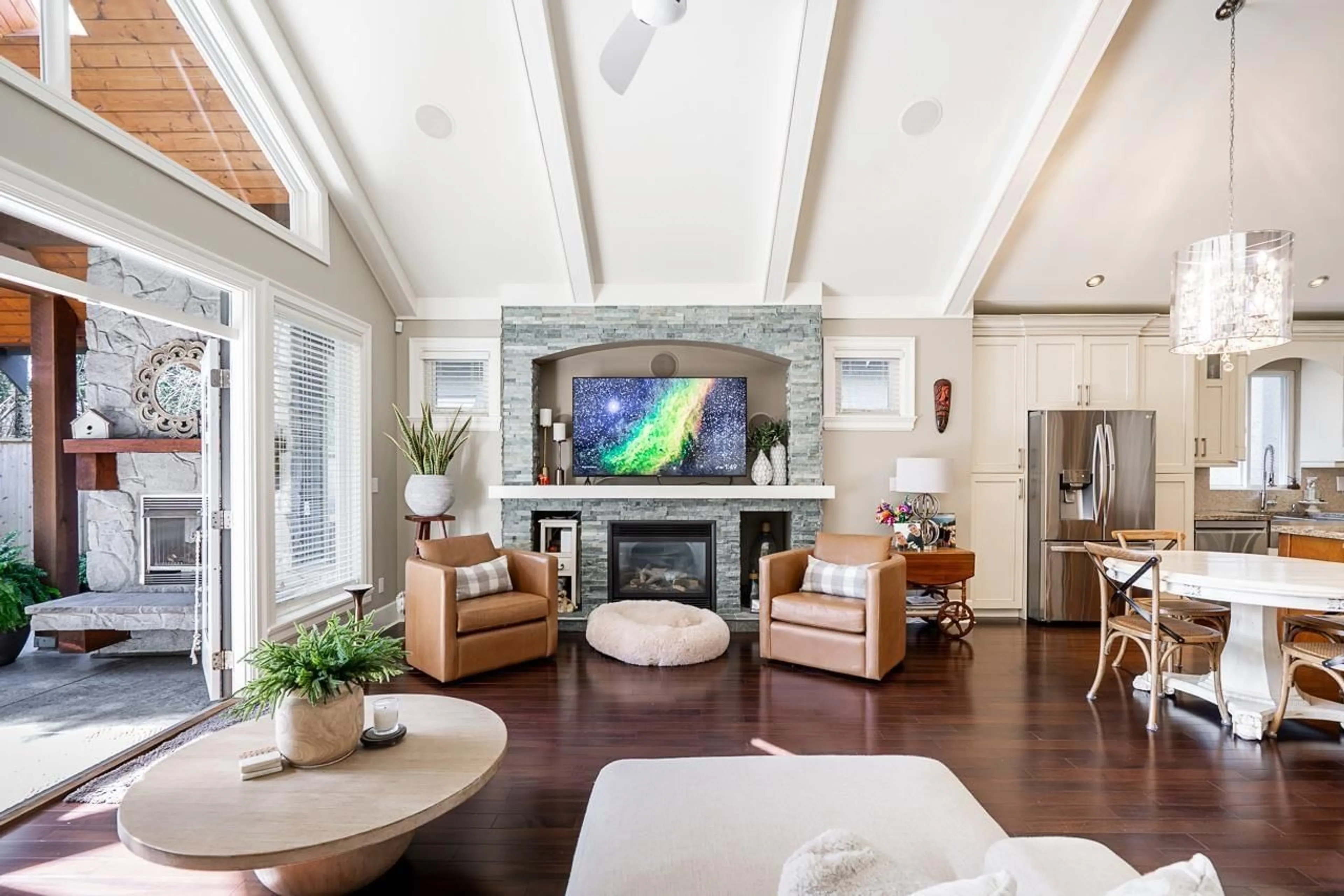 Living room with furniture, unknown for 16308 27A AVENUE, Surrey British Columbia V3Z6R8