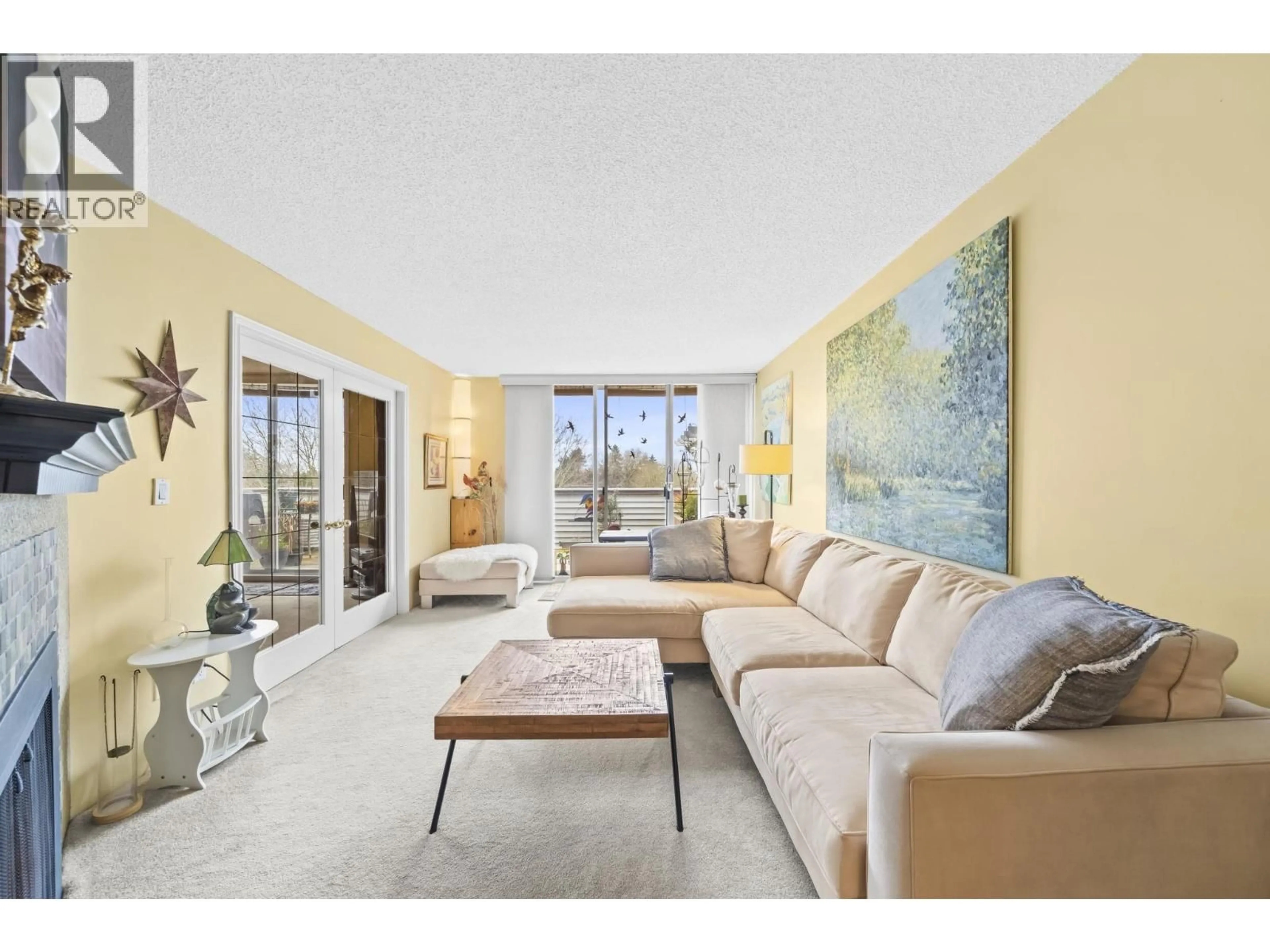 Living room with furniture, unknown for 309 - 9151 NO 5 ROAD, Richmond British Columbia V7A4E1