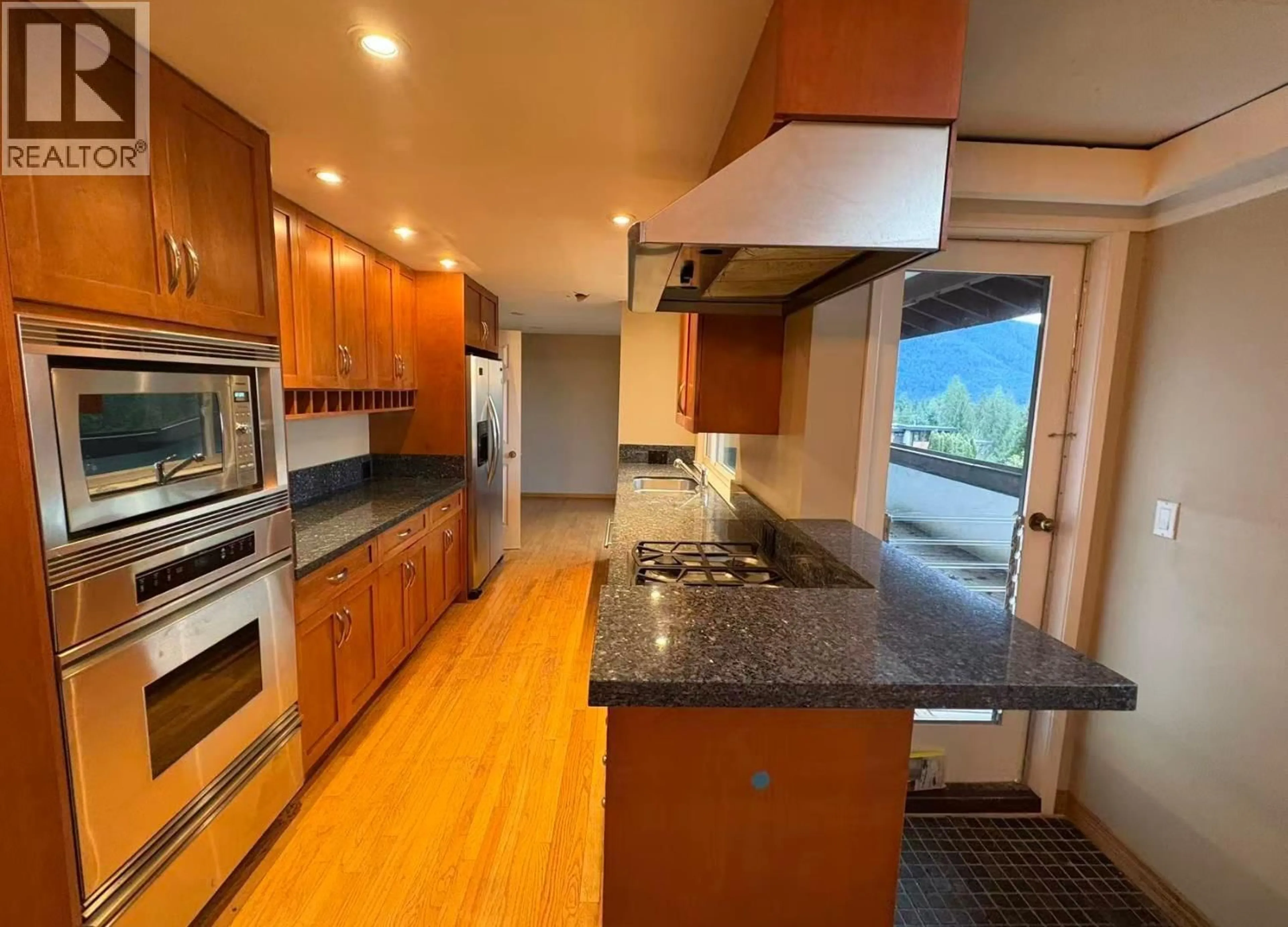 Unknown for 657 ANDOVER PLACE, West Vancouver British Columbia V7S1Y6