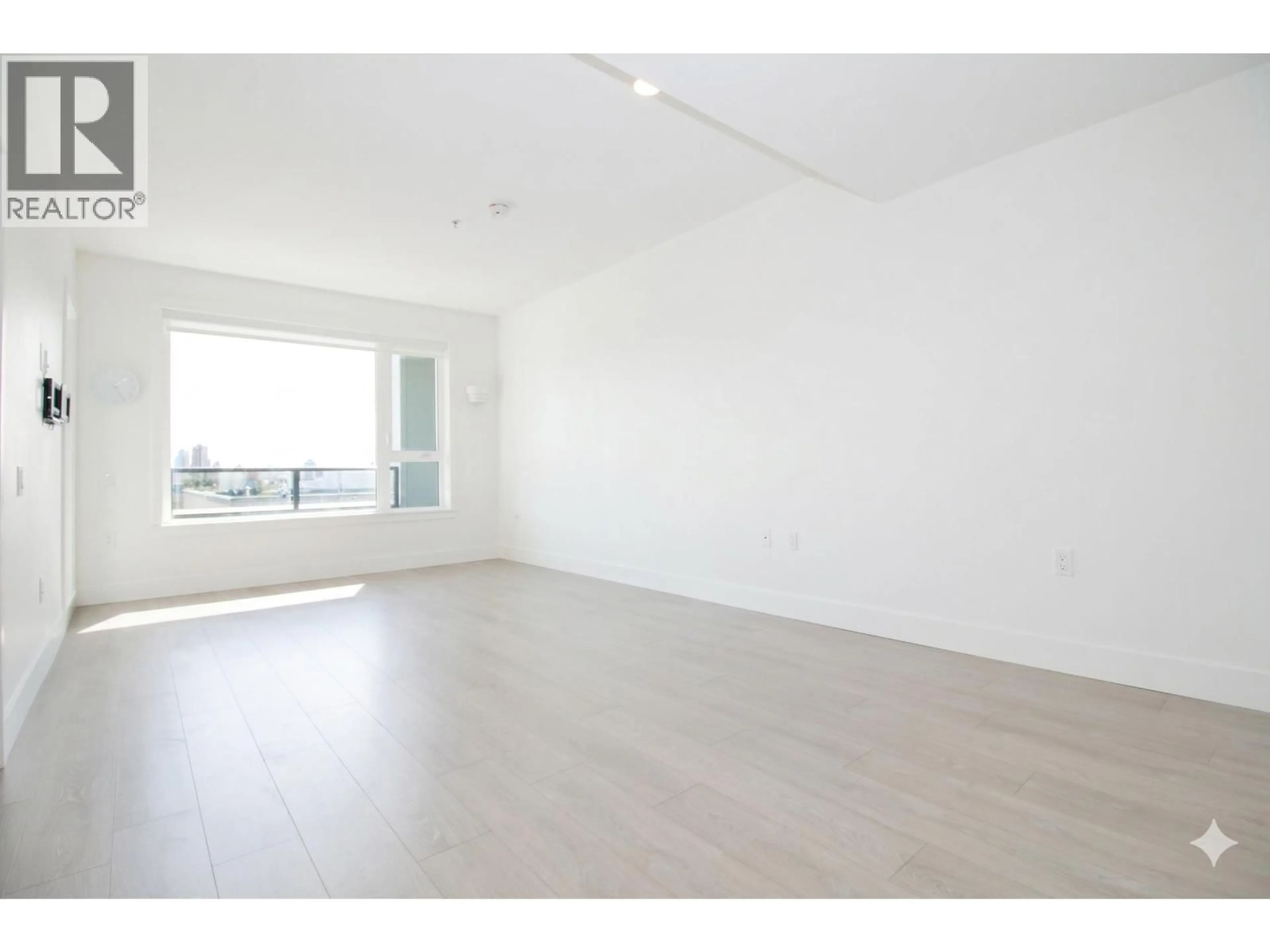 A pic of a room for 509 - 4477 HASTINGS STREET, Burnaby British Columbia V5C0L6