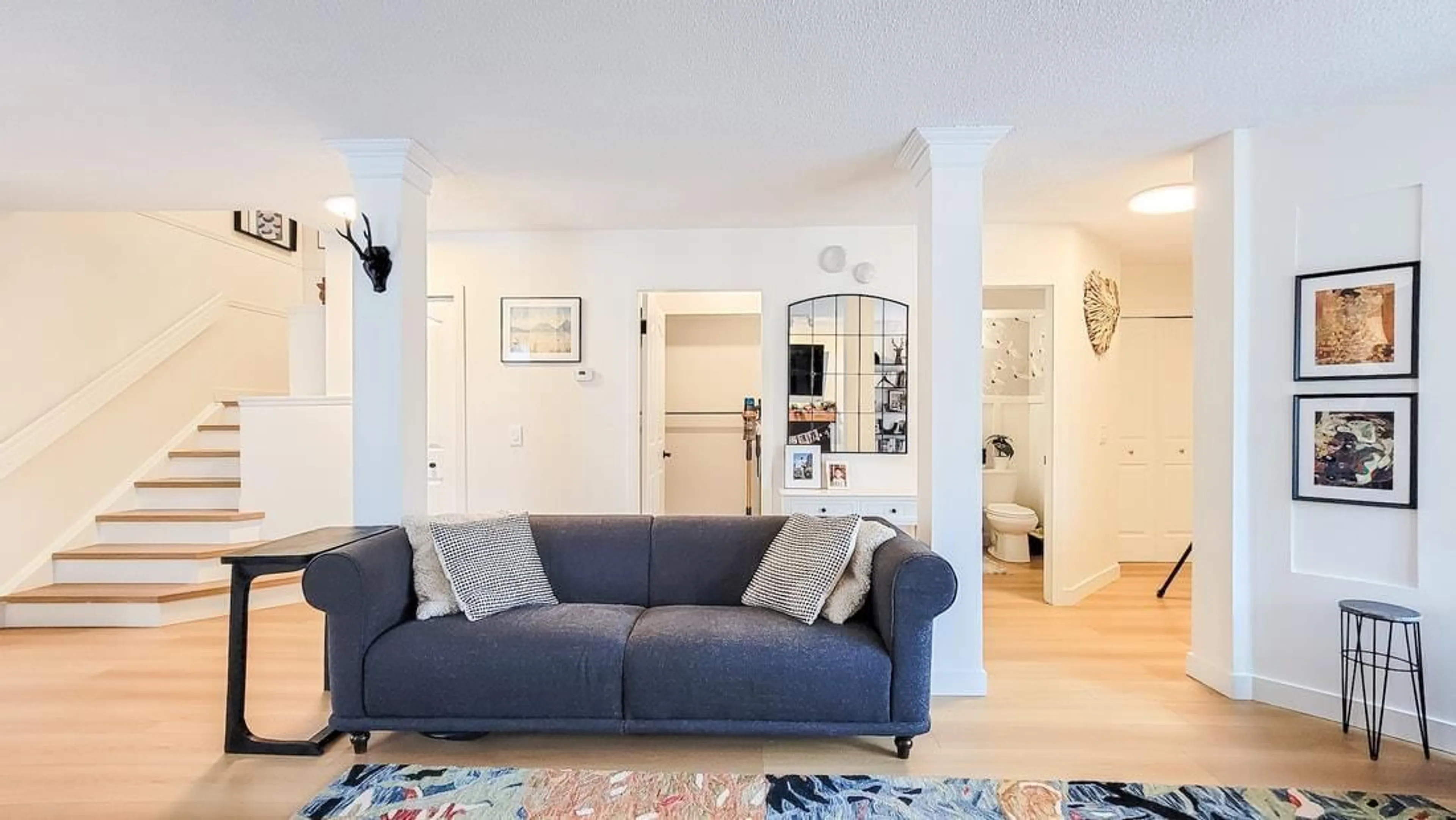 Living room with furniture, unknown for 50 - 9045 WALNUT GROVE DRIVE, Langley British Columbia V1M2E1