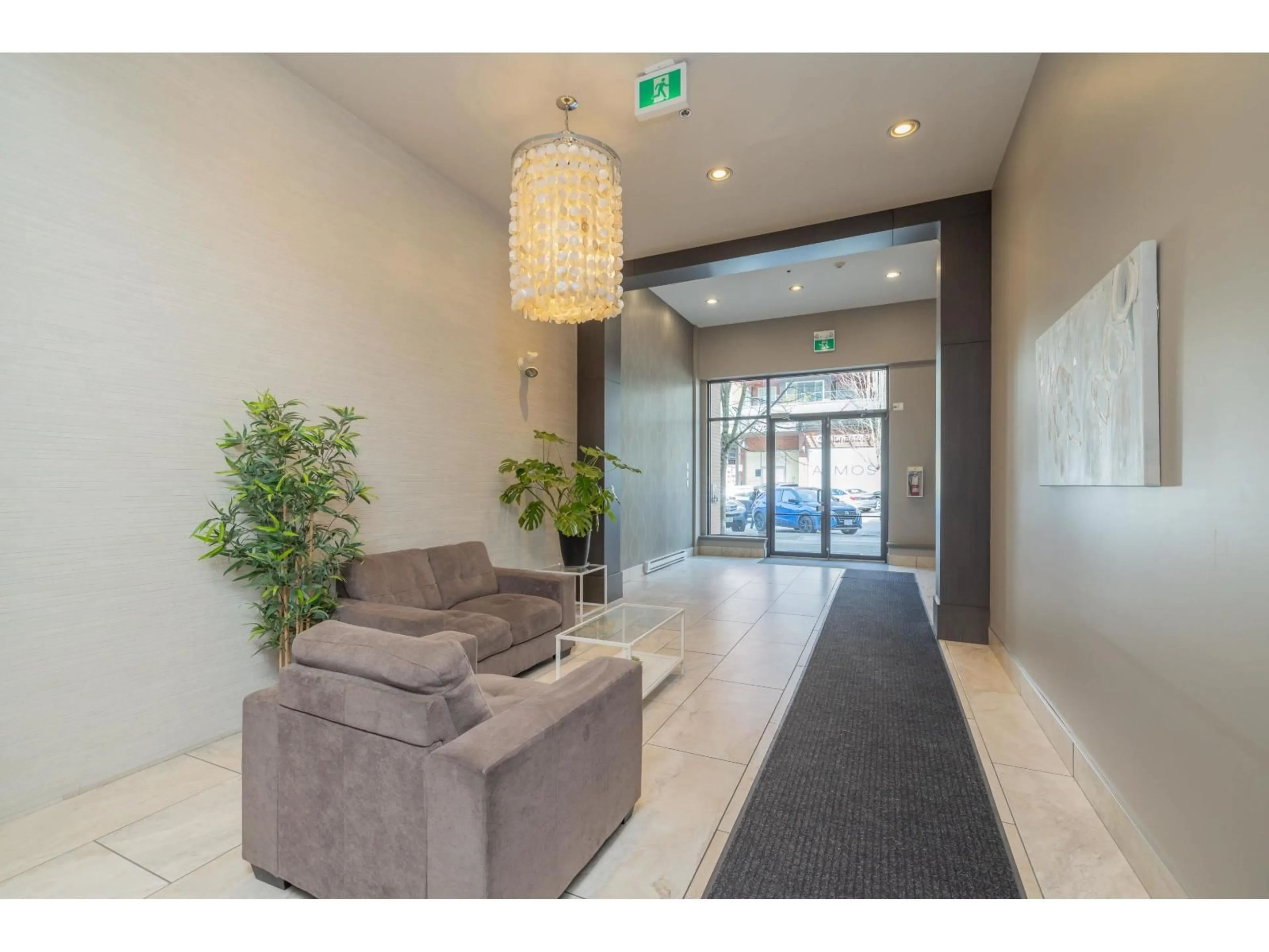 Indoor foyer for 316 - 20728 WILLOUGHBY TOWN CENTRE DRIVE, Langley British Columbia V2Y0P3