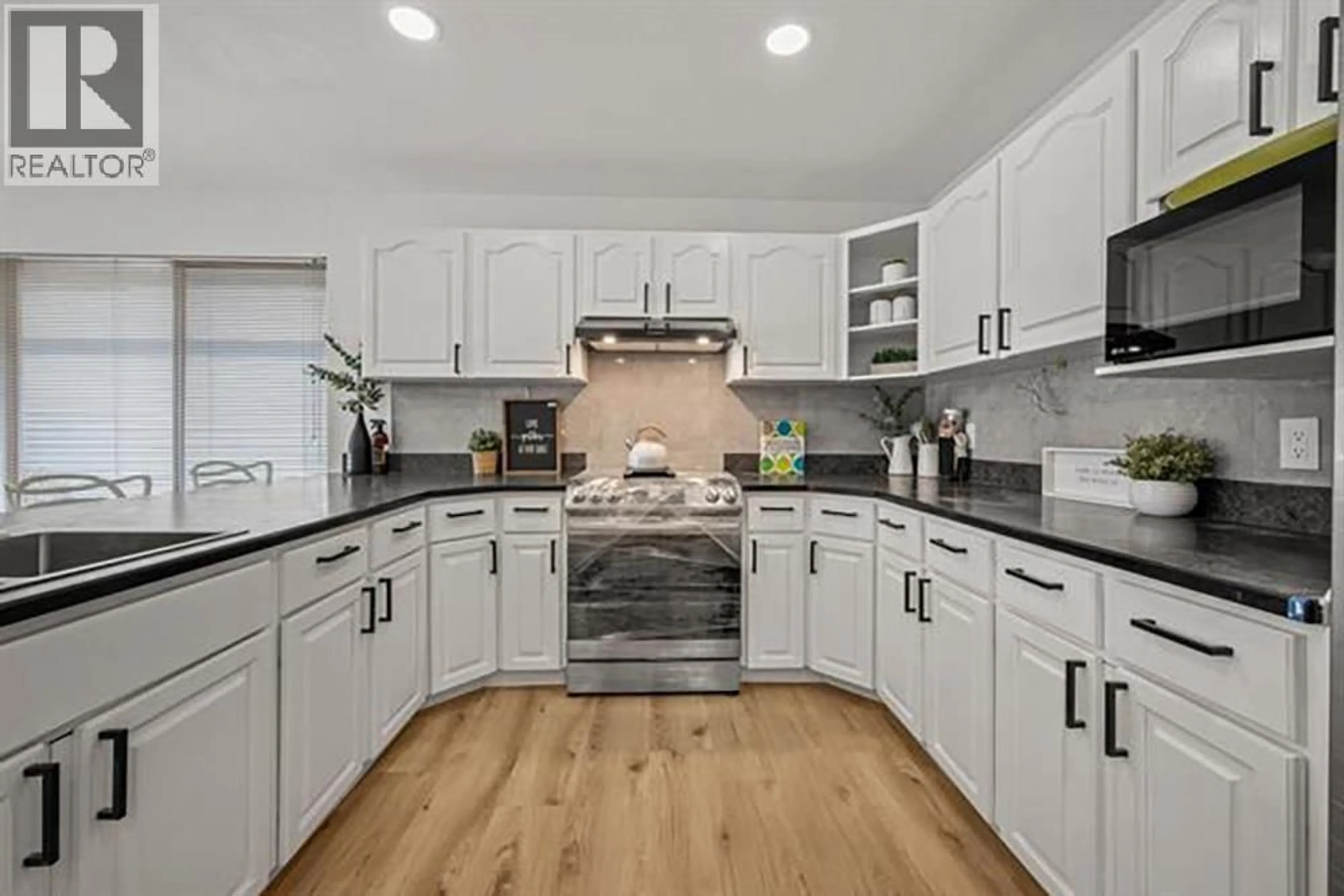 Open concept kitchen, unknown for 23015 124B AVENUE, Maple Ridge British Columbia V2X0X2