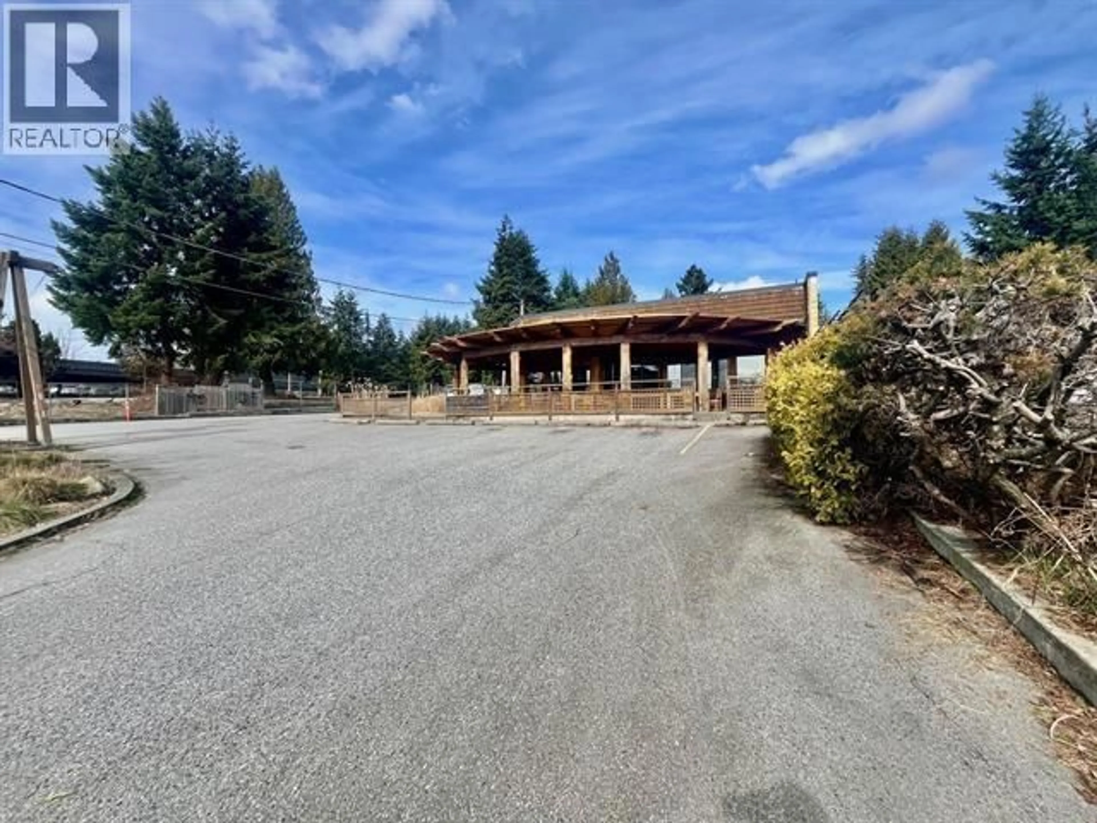A pic from outside/outdoor area/front of a property/back of a property/a pic from drone, unknown for 818 GIBSONS WAY, Gibsons British Columbia V0N1V7