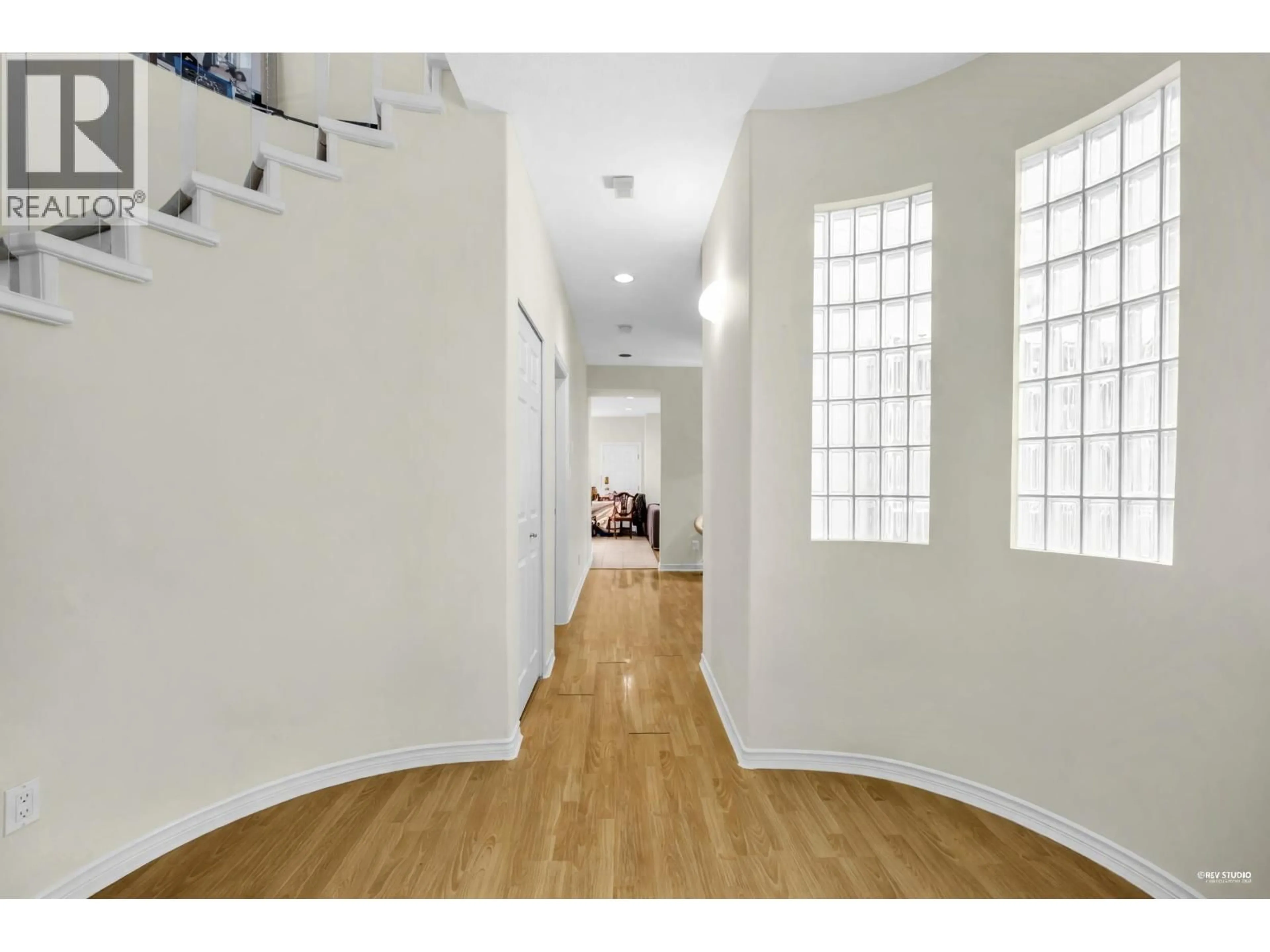 Indoor entryway for 6780 COMSTOCK ROAD, Richmond British Columbia V7C2X6