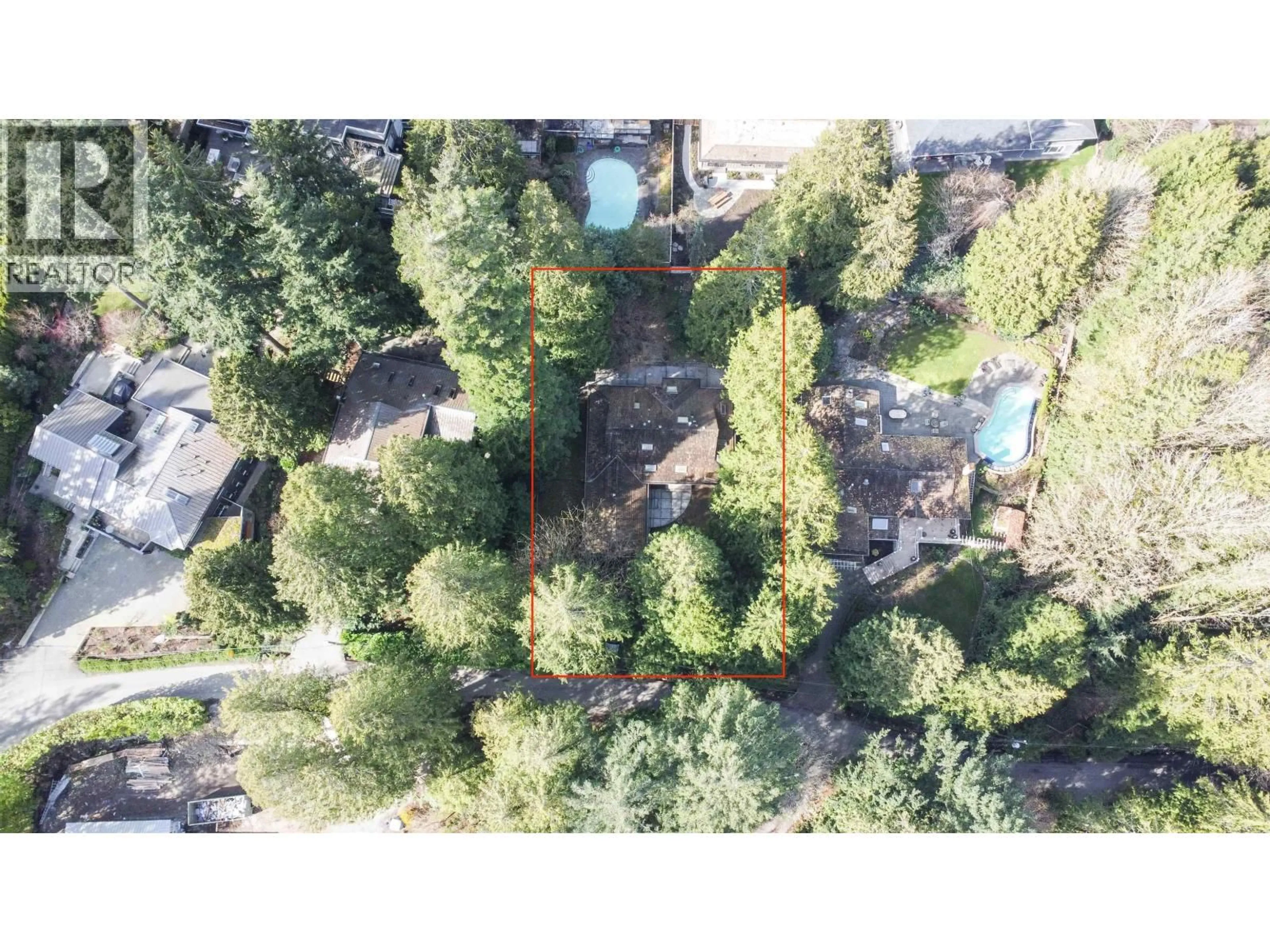 A pic from outside/outdoor area/front of a property/back of a property/a pic from drone, forest/trees view for 4649 CLOVELLY WALK, West Vancouver British Columbia V7W1H3