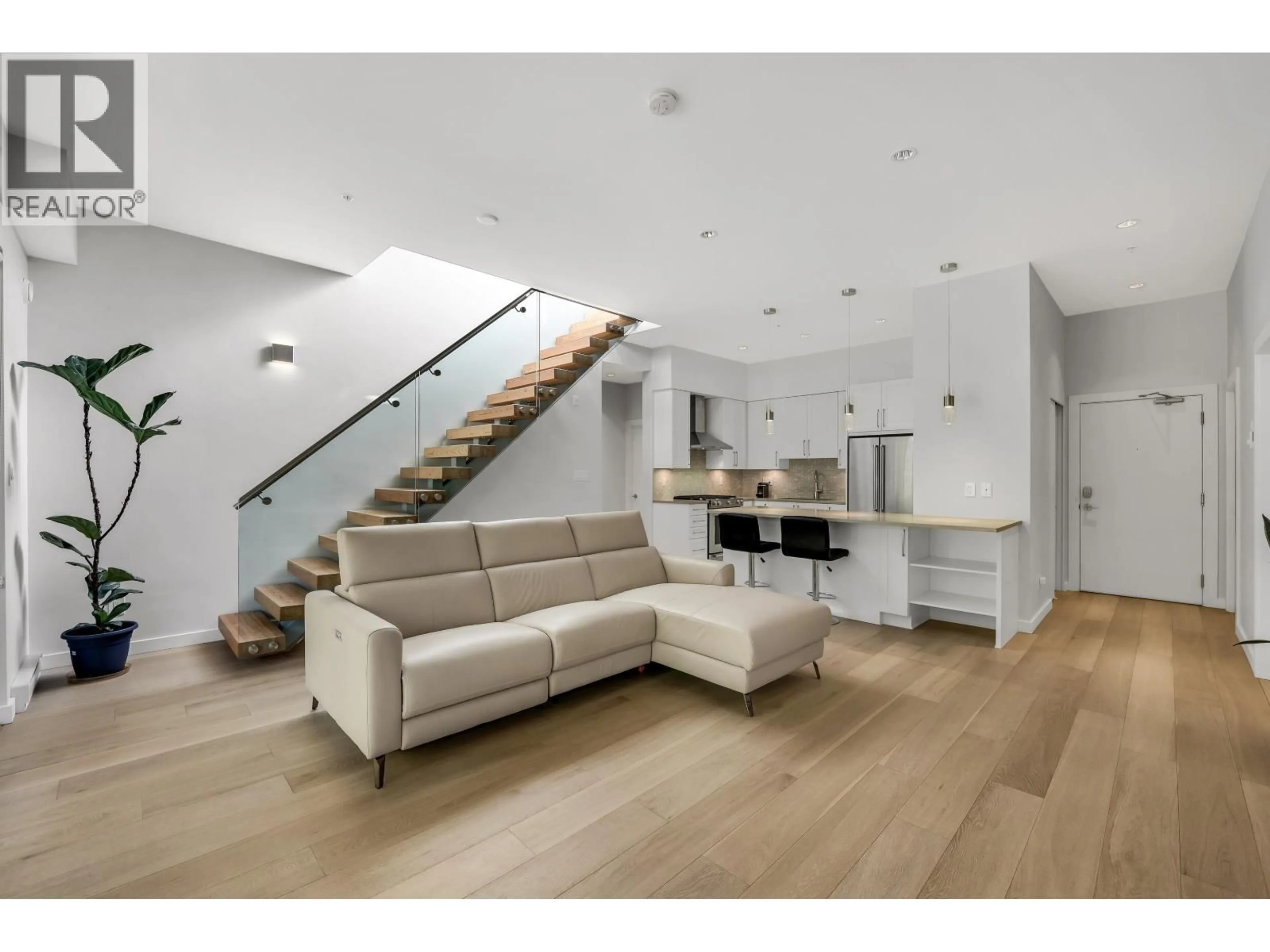 Unknown for 313 - 41328 SKYRIDGE PLACE, Squamish British Columbia V8B1A4