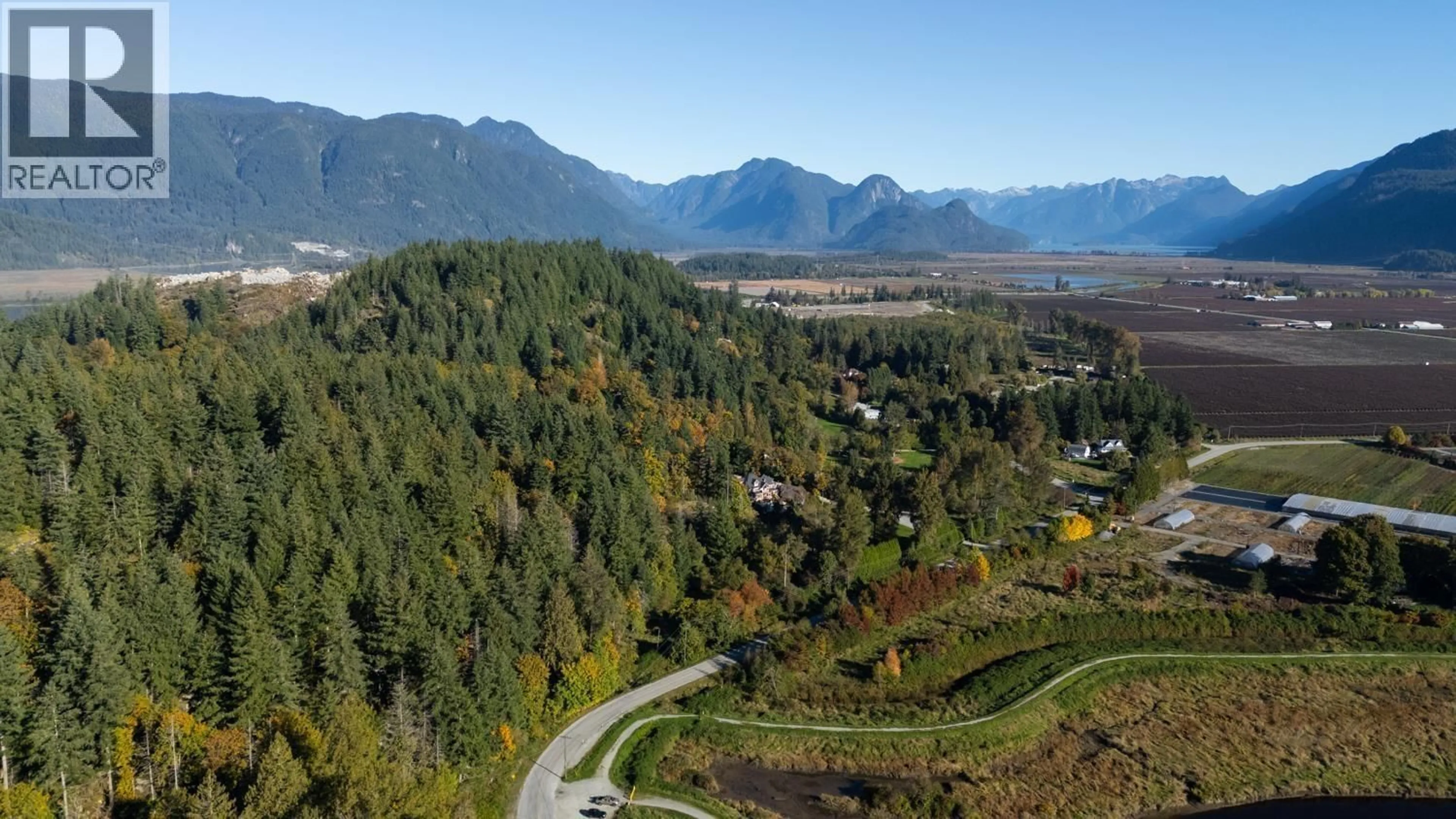 A pic from outside/outdoor area/front of a property/back of a property/a pic from drone, mountain view for 20255 MENZIES ROAD, Pitt Meadows British Columbia V3Y2T9