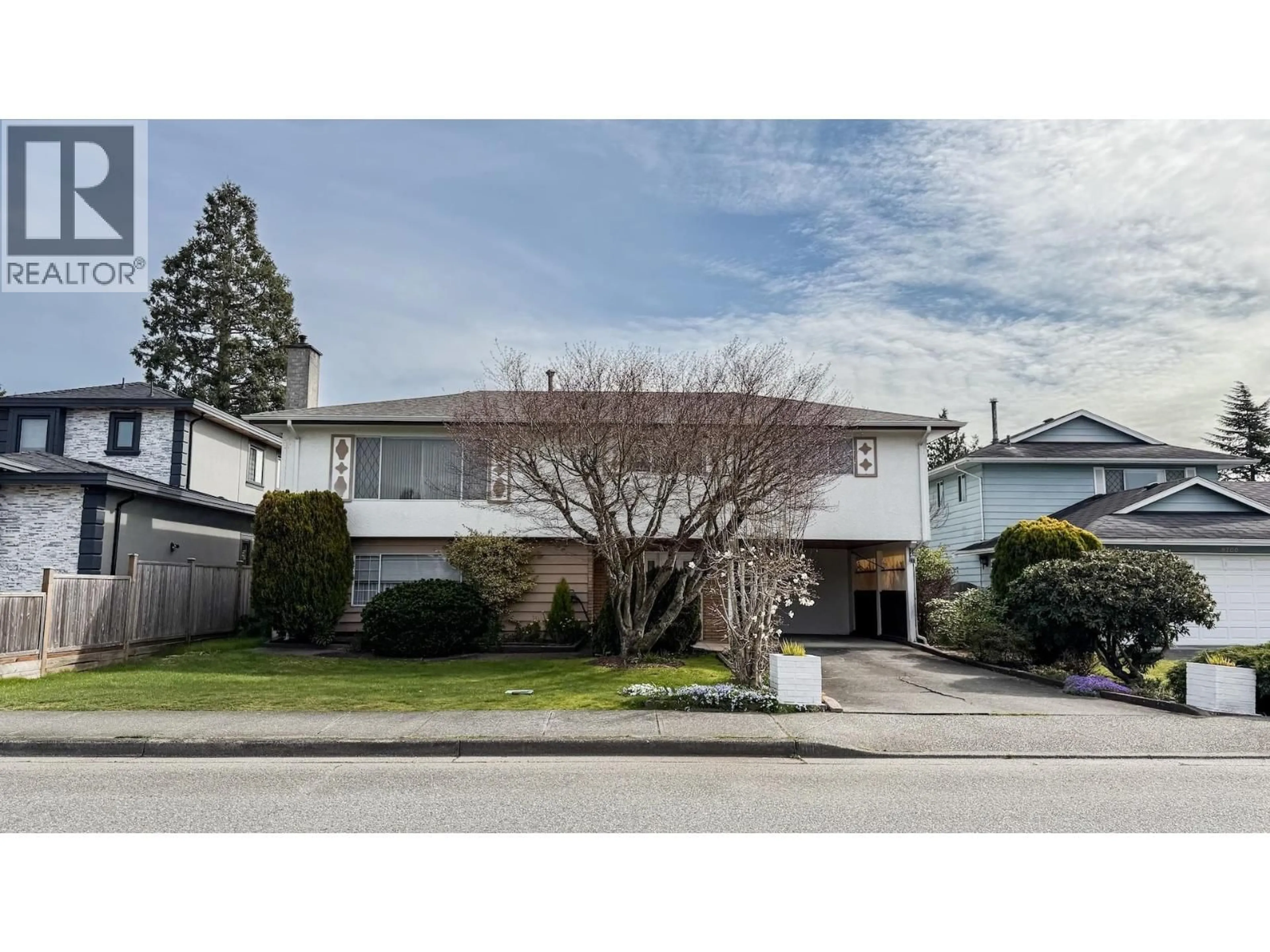 Home with vinyl exterior material, street for 9680 SHELL ROAD, Richmond British Columbia V7A3X1