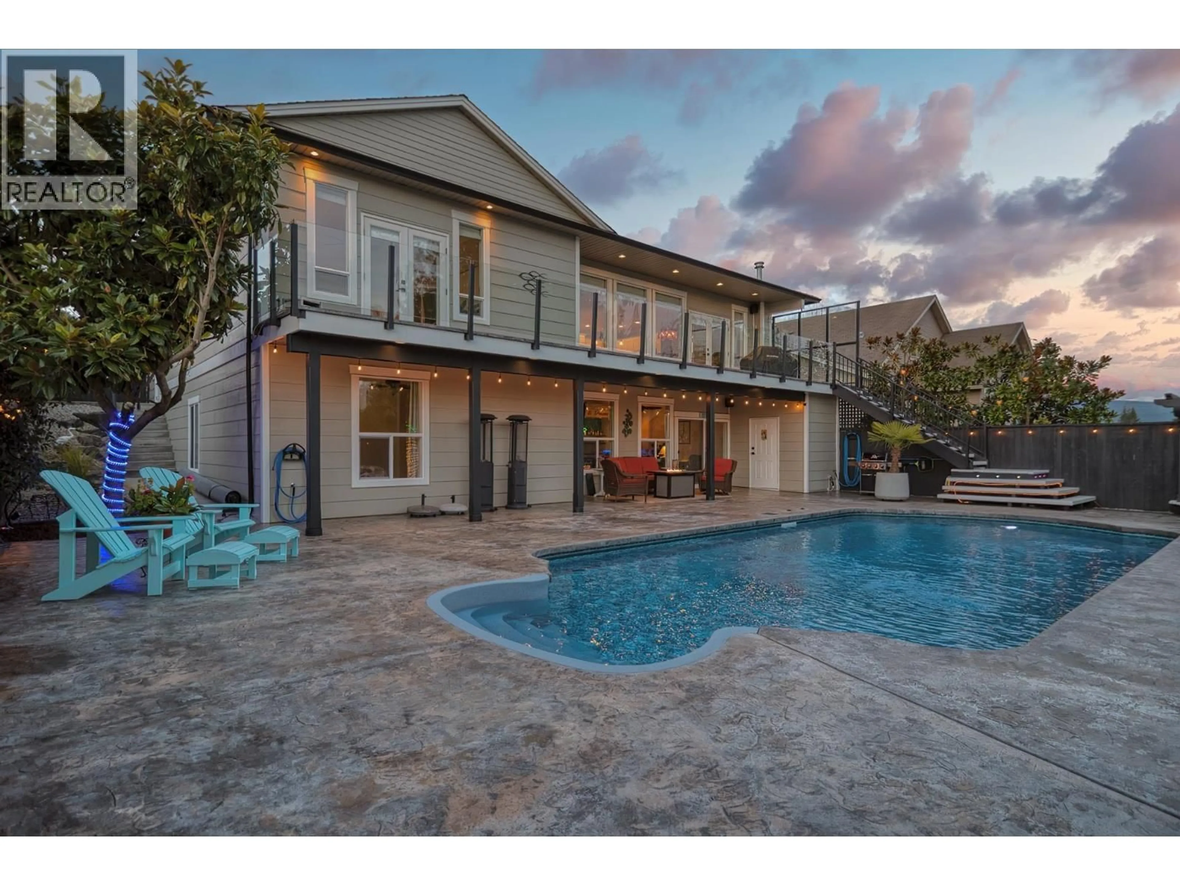 Pool for 6369 JASPER ROAD, Sechelt British Columbia V7Z0R7