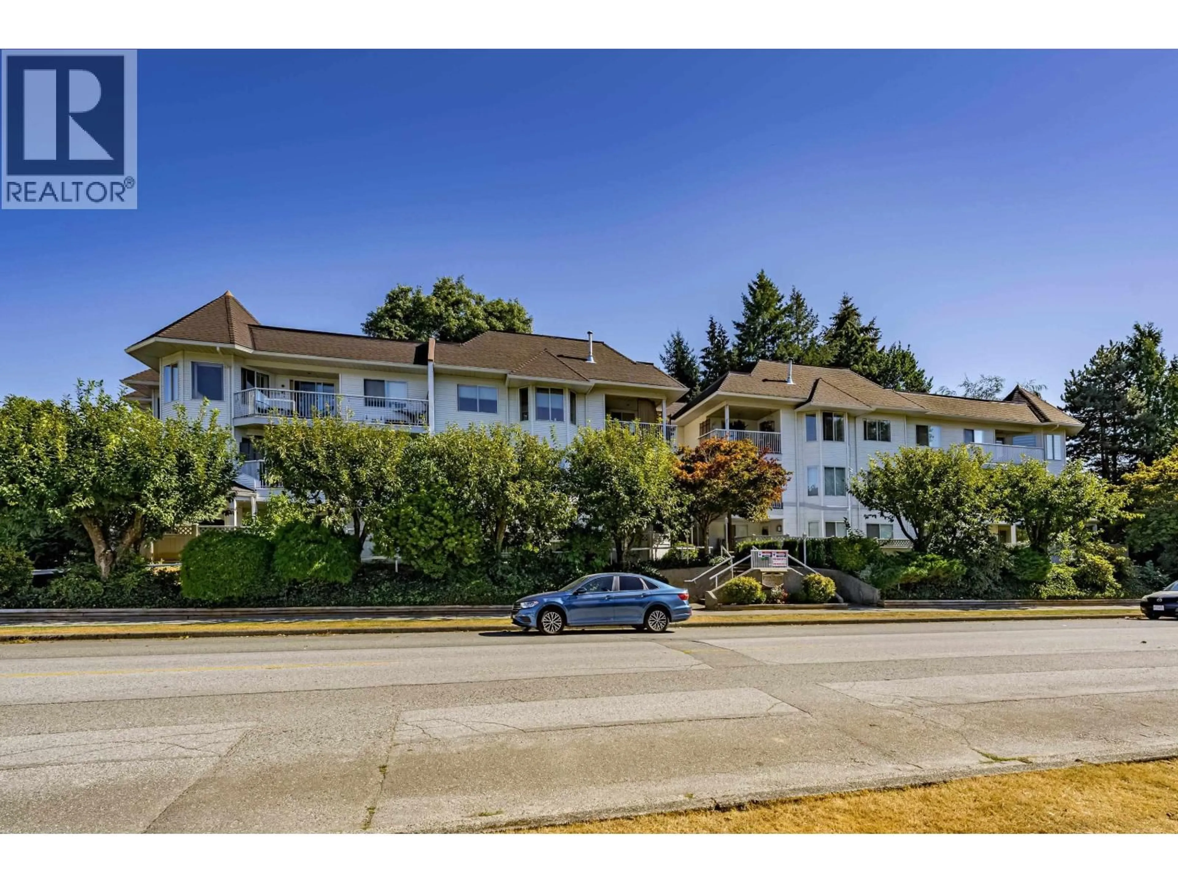 A pic from outside/outdoor area/front of a property/back of a property/a pic from drone, street for 103 - 3088 FLINT STREET, Port Coquitlam British Columbia V3B4H5