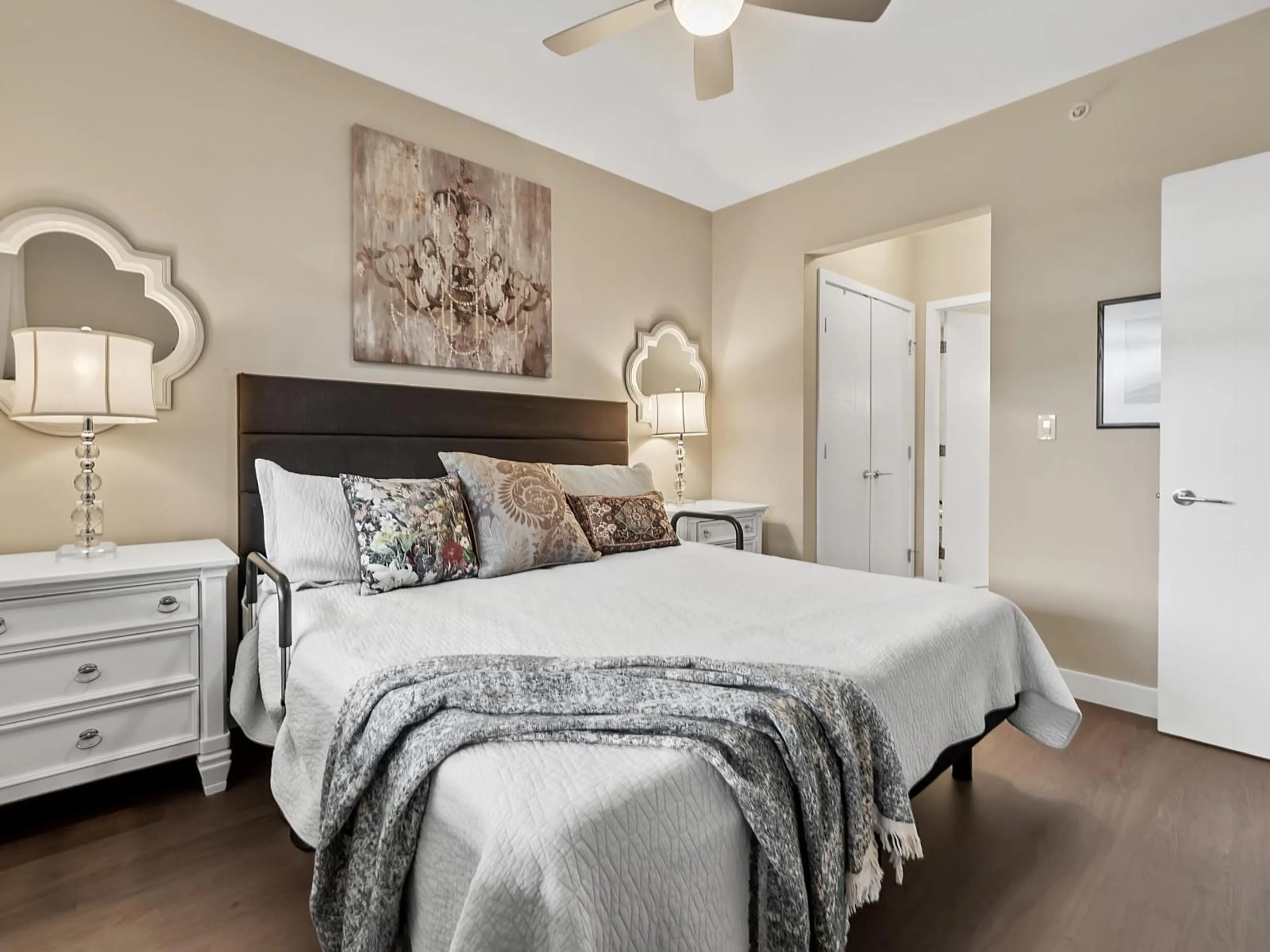 Bedroom with bed, unknown for 412 - 15360 20 AVENUE, Surrey British Columbia V4A2A3