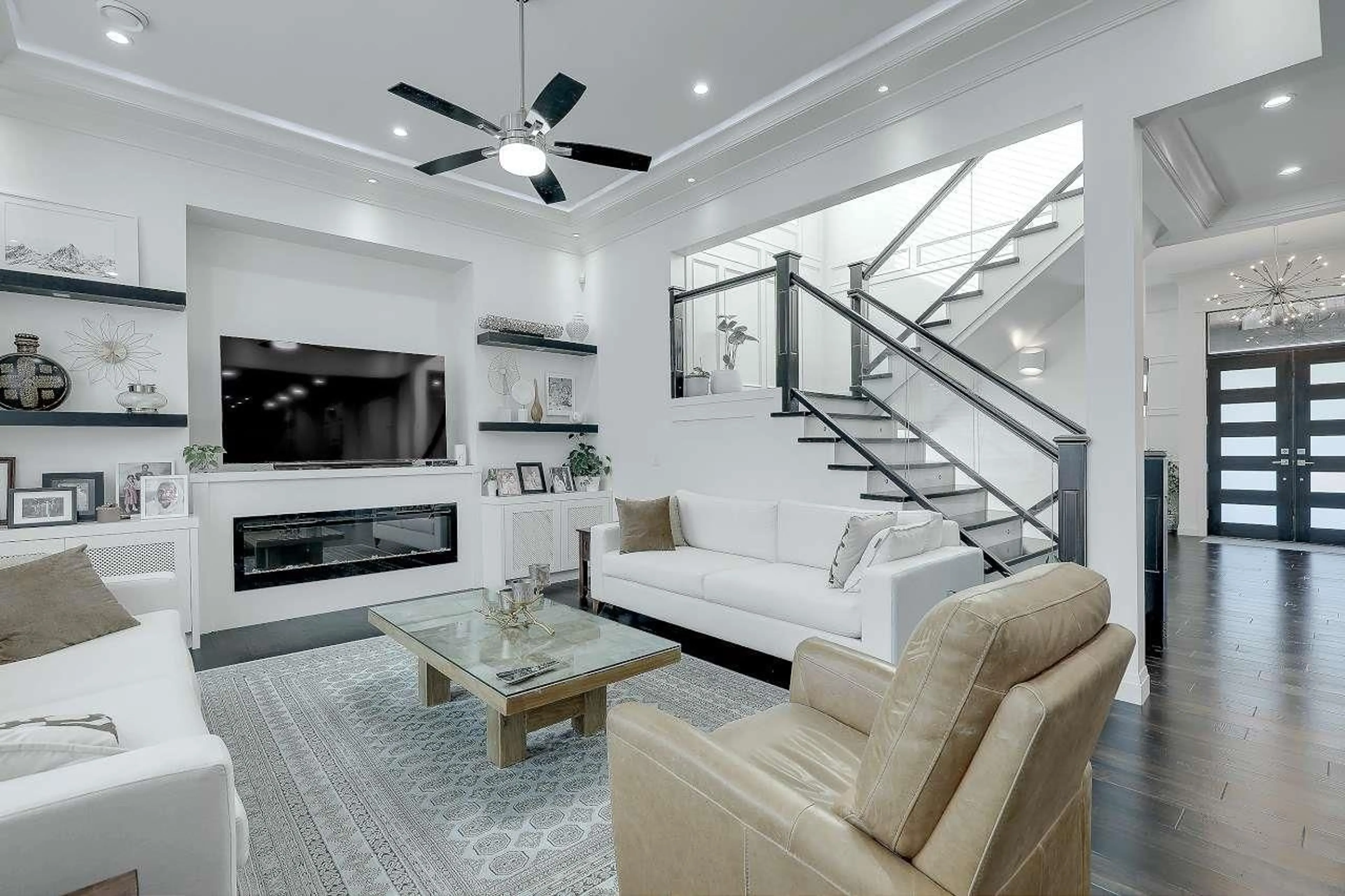 Living room with furniture, unknown for 11482 86A AVENUE, Delta British Columbia V4C2Z1