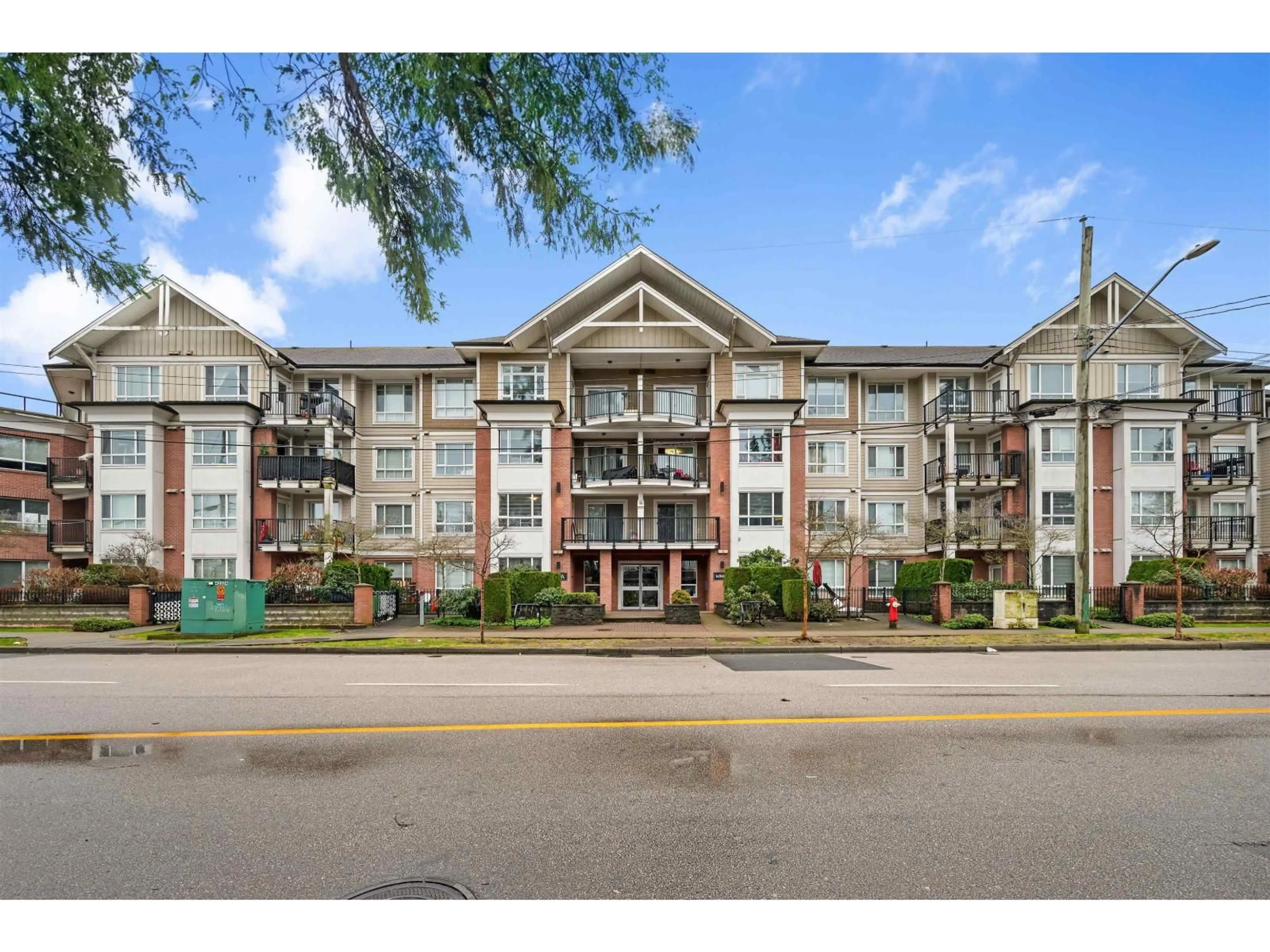 Unknown for 307 - 14960 102A AVENUE, Surrey British Columbia V3R6A3