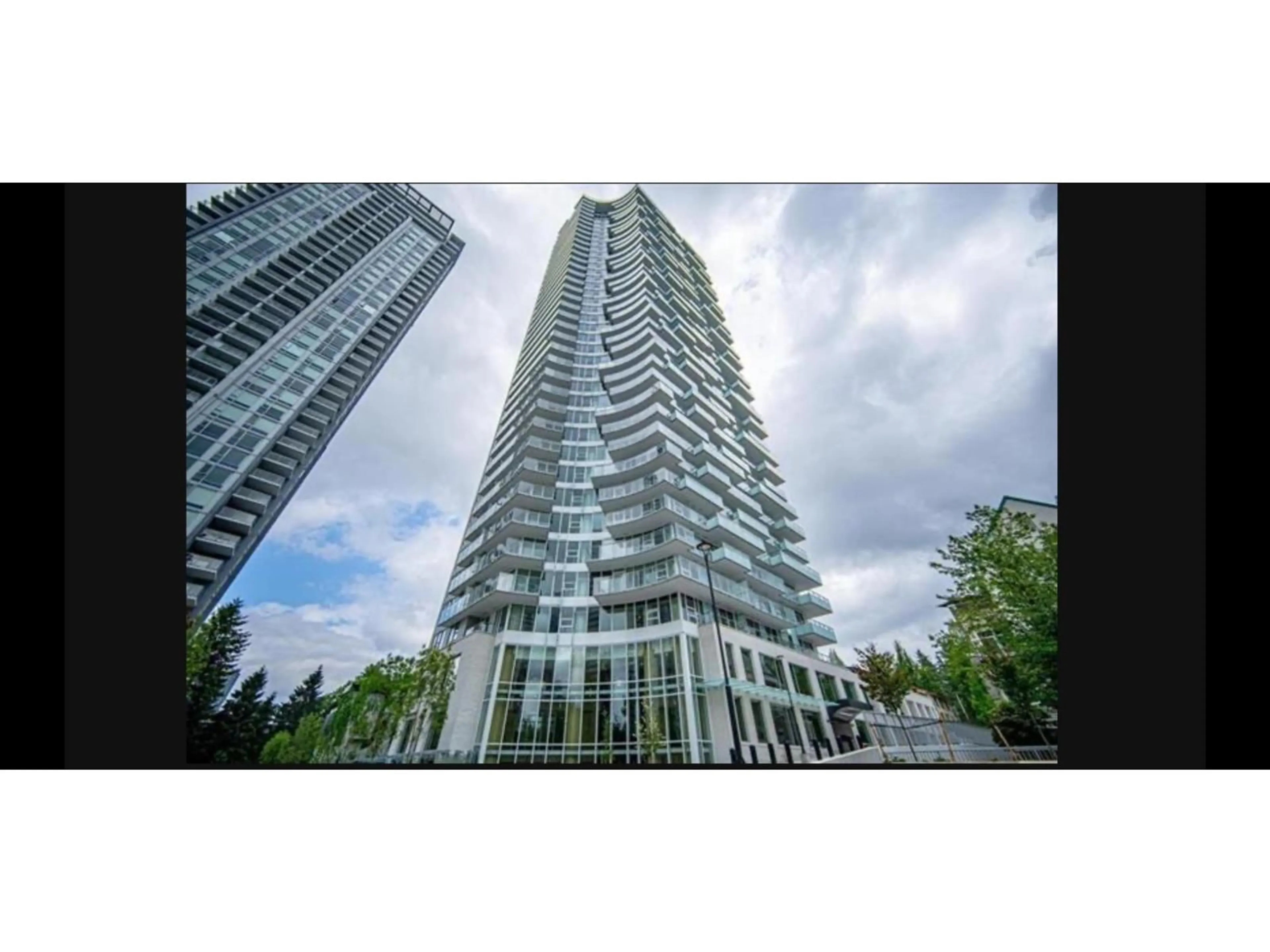 Blurry image for 1005 - 13768 100 AVENUE, Surrey British Columbia V3T0V2