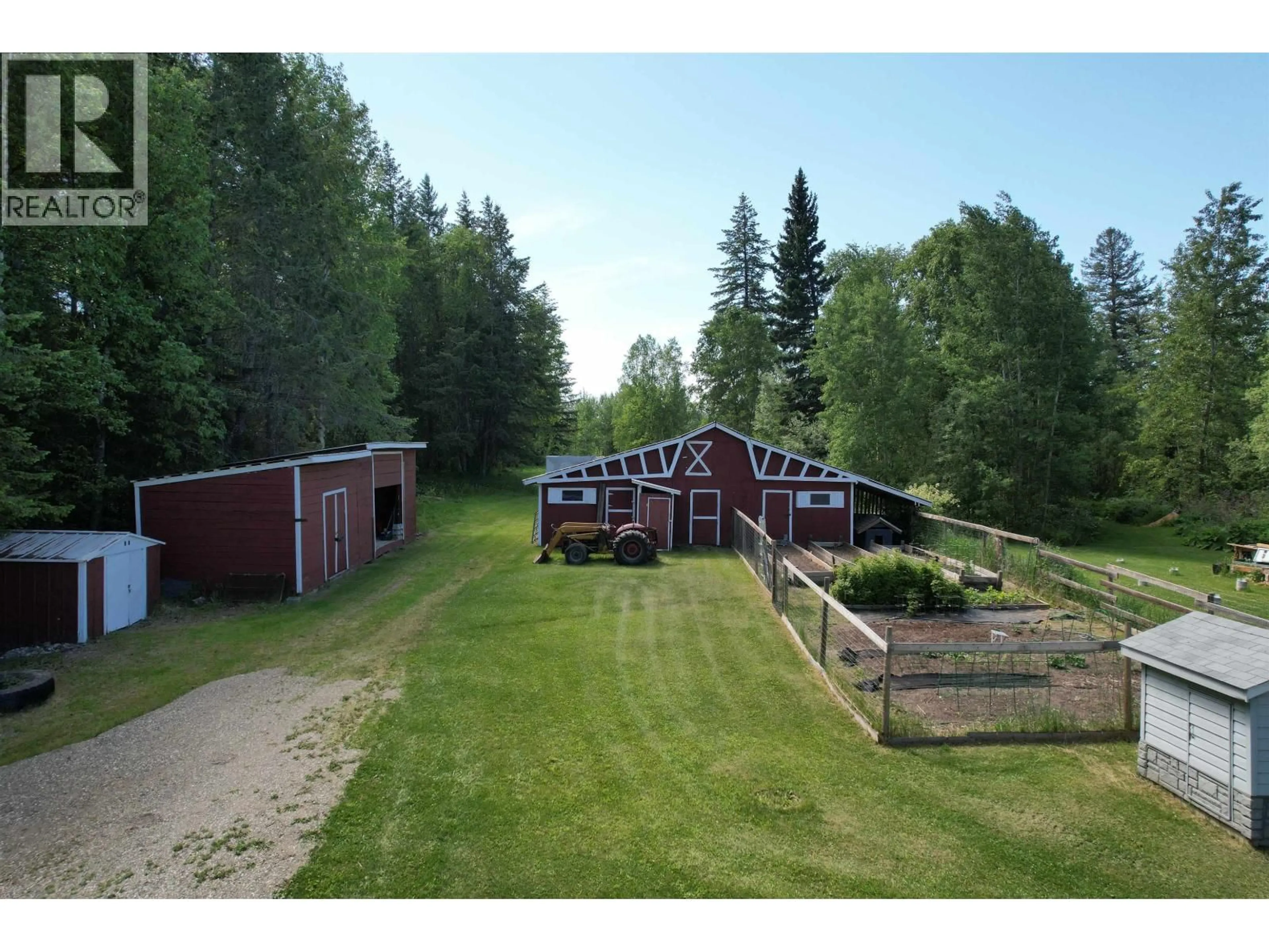 A pic from outside/outdoor area/front of a property/back of a property/a pic from drone, unknown for 3074 RED BLUFF ROAD, Quesnel British Columbia V2J6C6