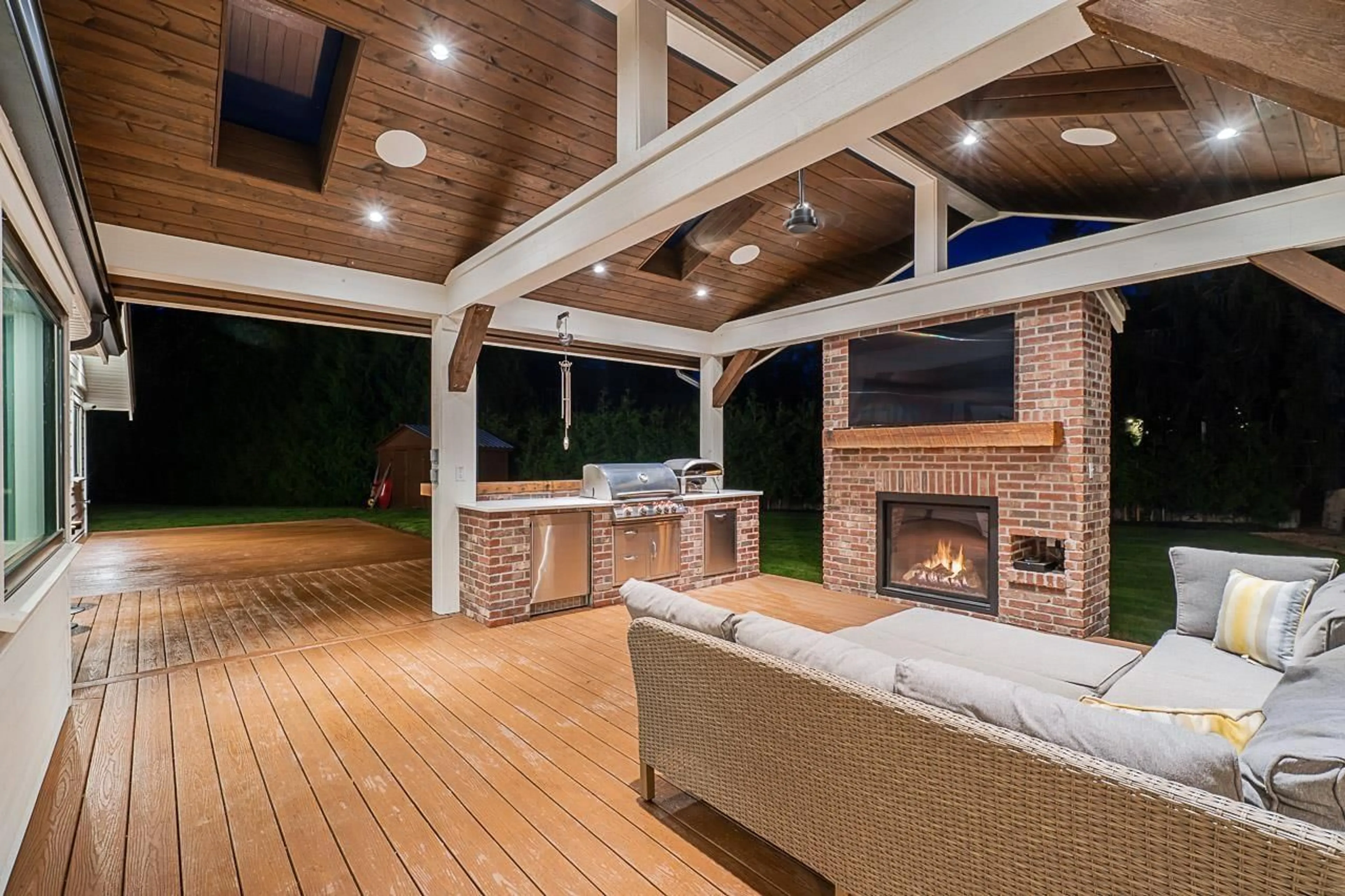 Patio, mountain view for 4650 MARTINGALE CRESCENT, Langley British Columbia V2Z2L6