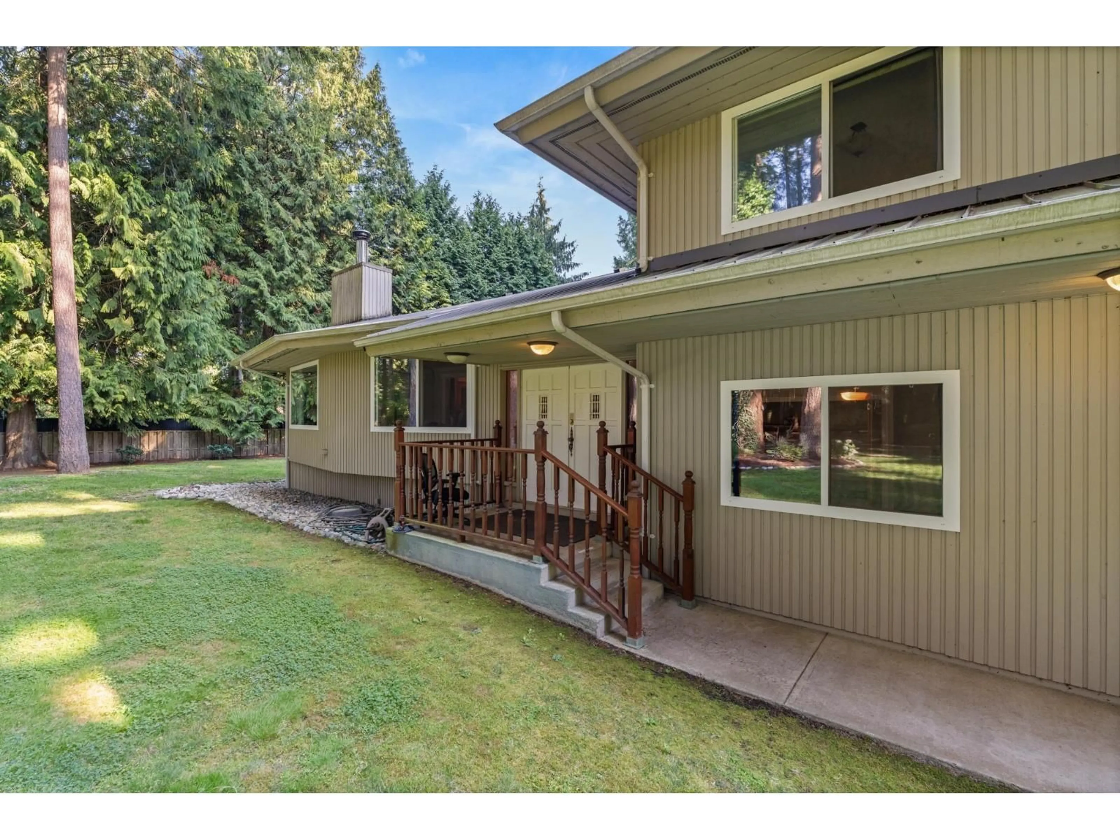 Unknown for 13514 20 AVENUE, Surrey British Columbia V4A1Z6