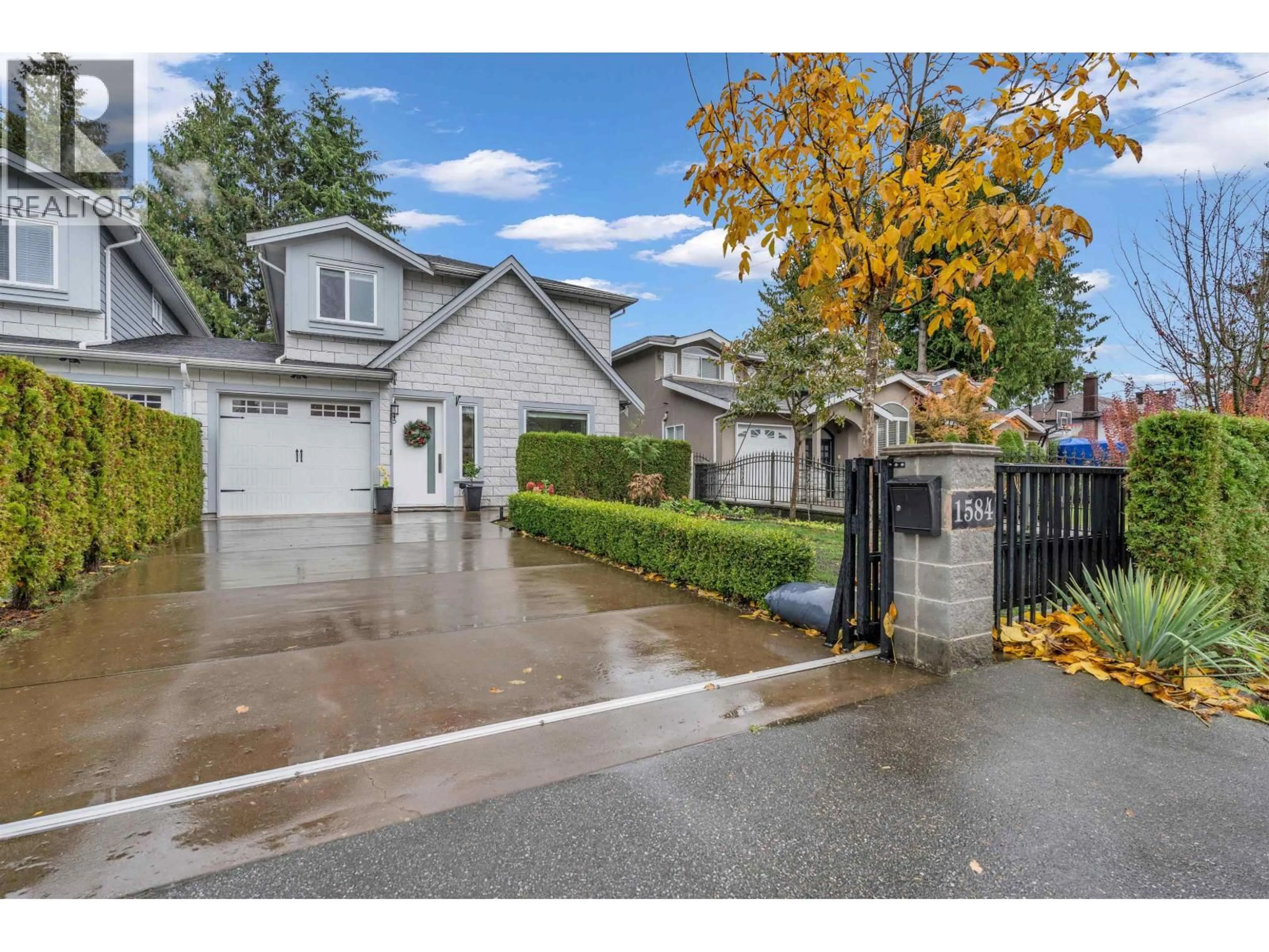 Unknown for 1584 BLAINE AVENUE, Burnaby British Columbia V5A2L8