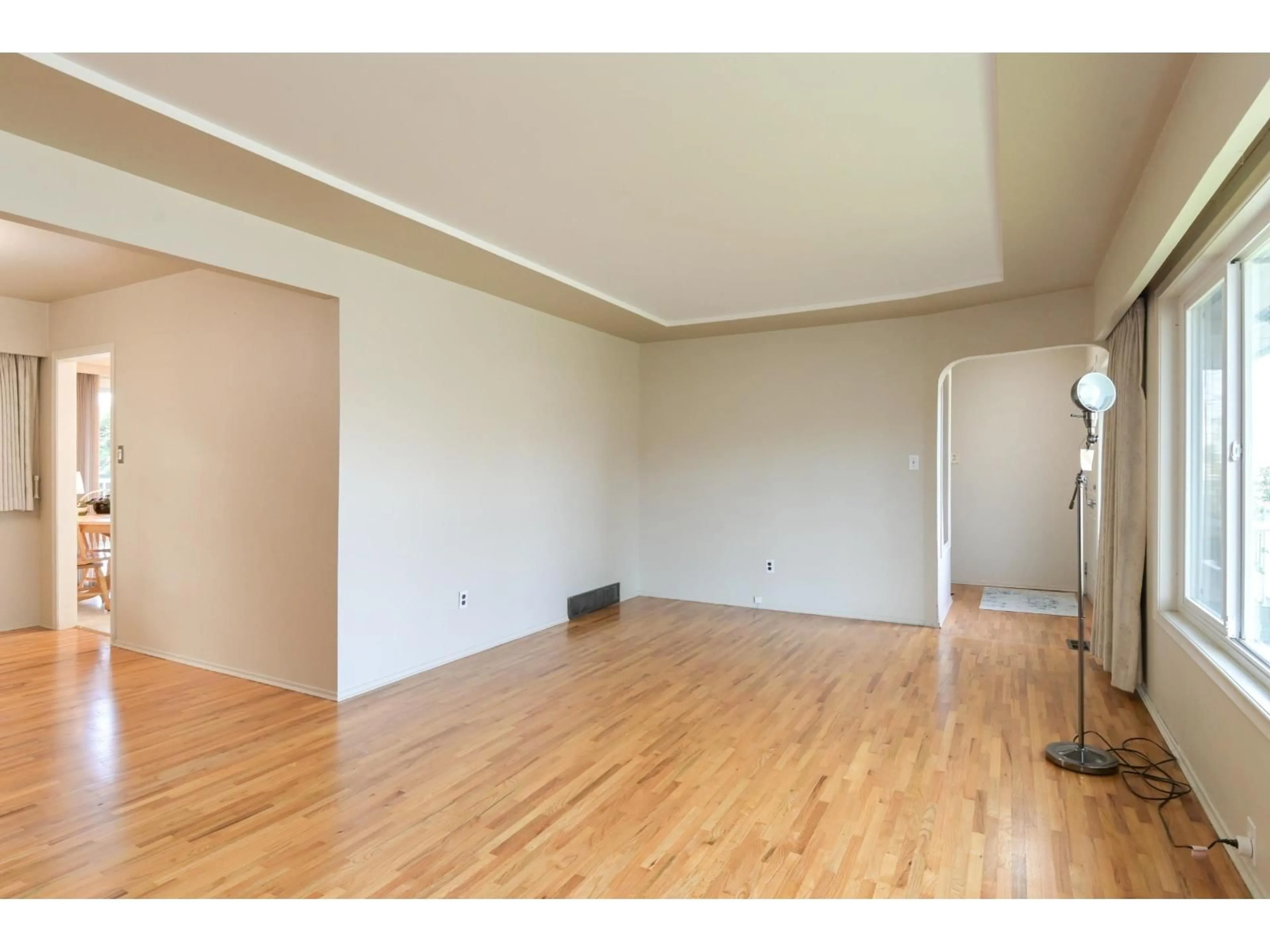 A pic of a room for 14028 102 AVENUE, Surrey British Columbia V3T1P4