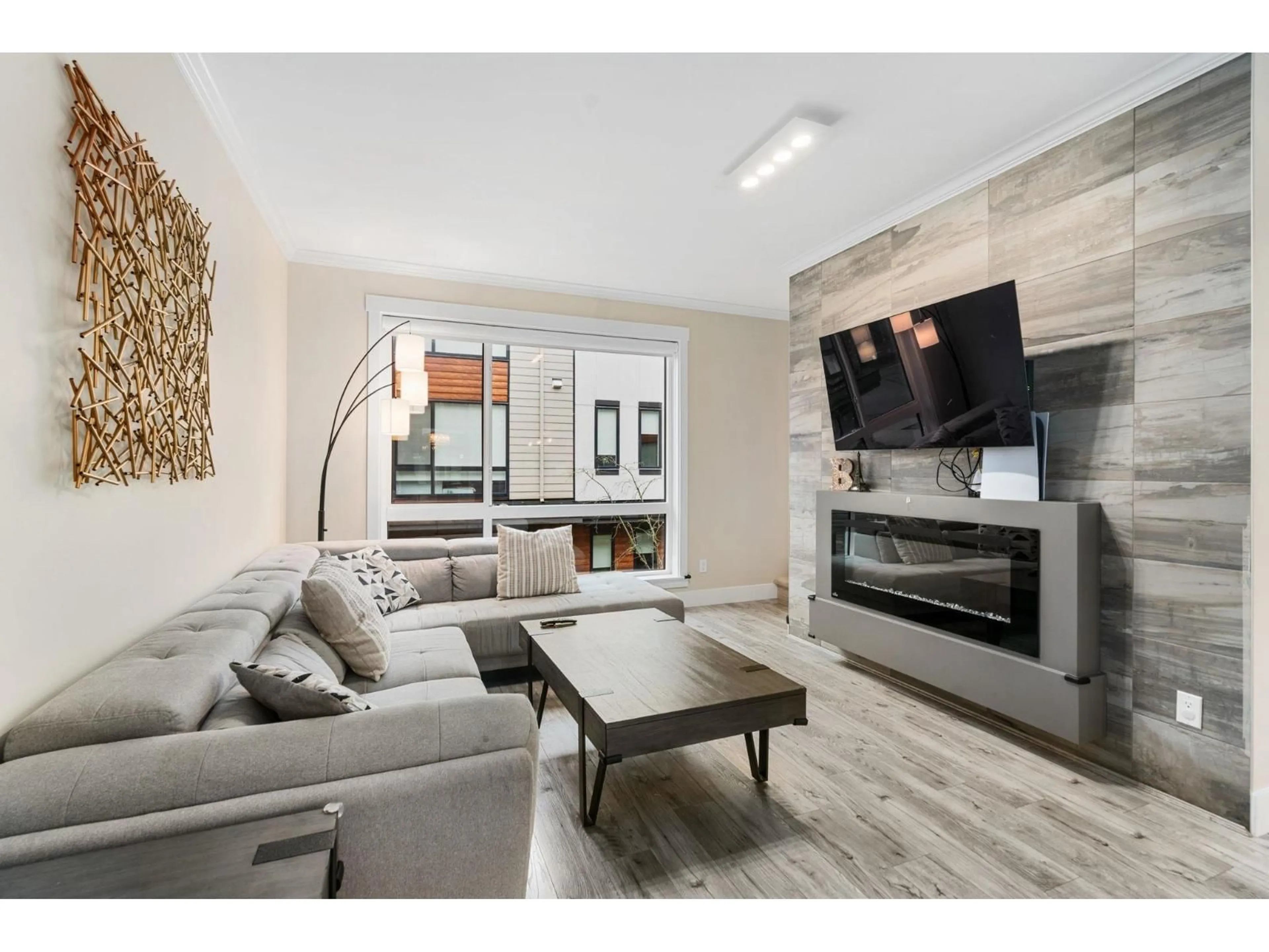 Living room with furniture, unknown for 181 - 16488 64 AVENUE, Surrey British Columbia V3S6X6