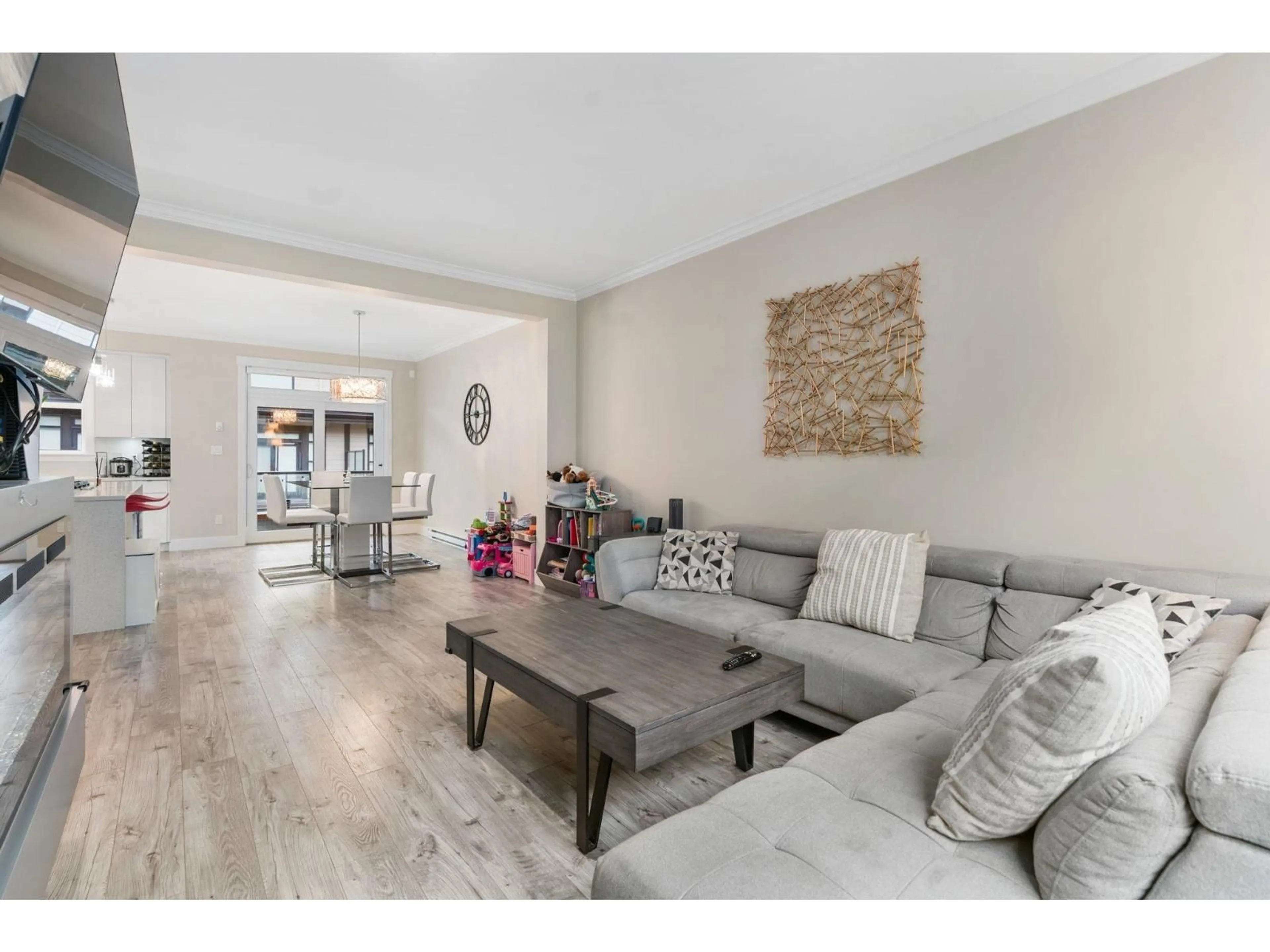 Living room with furniture, unknown for 181 - 16488 64 AVENUE, Surrey British Columbia V3S6X6