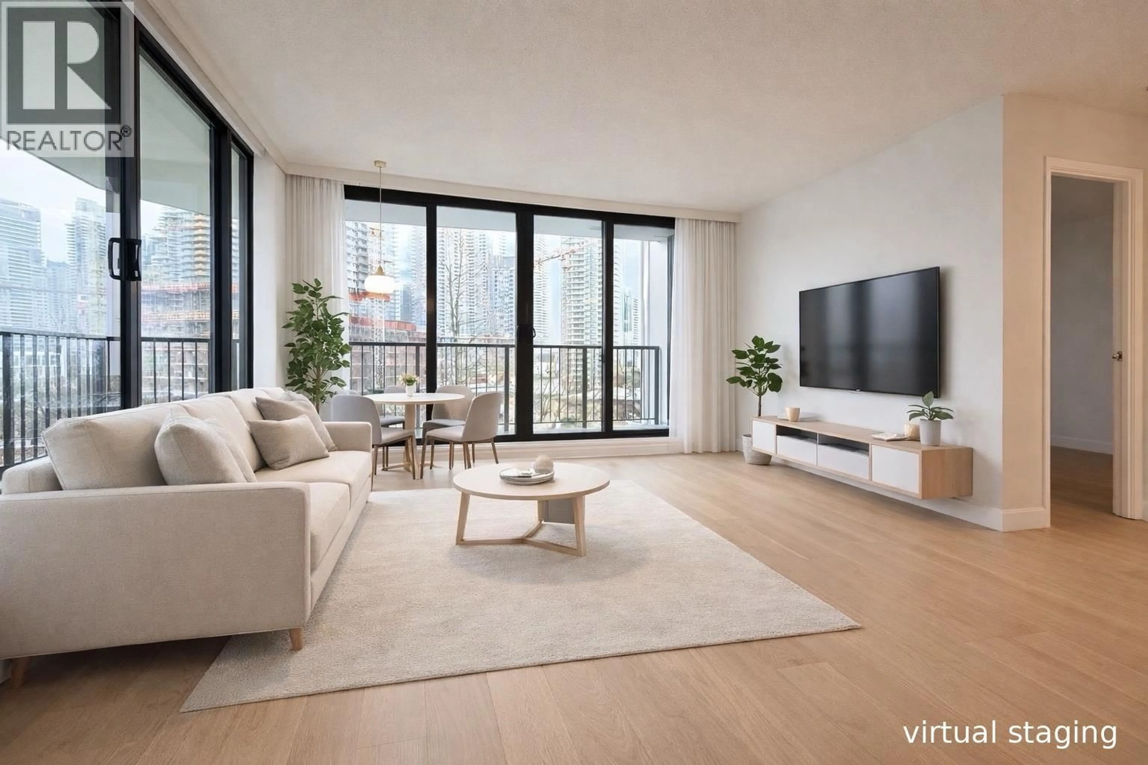 Living room with furniture, unknown for 604 - 6455 WILLINGDON AVENUE, Burnaby British Columbia V5H4E4