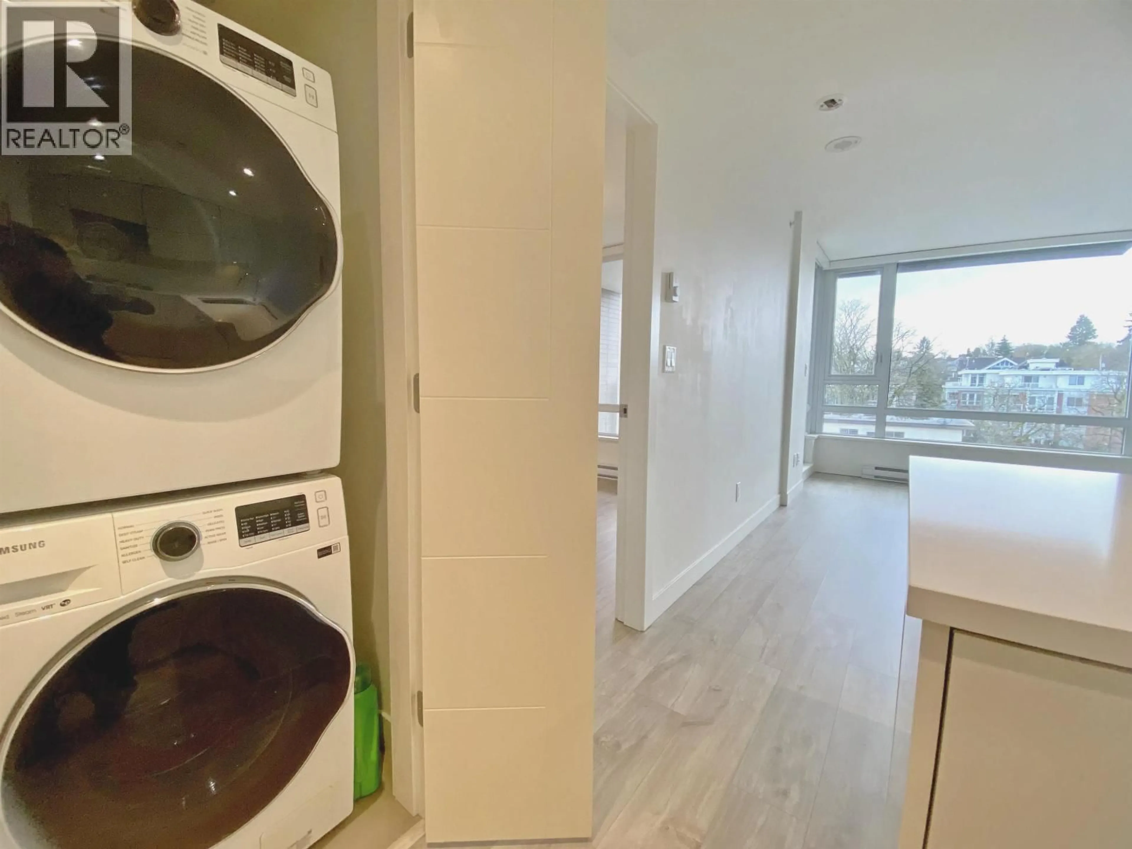 Laundry room for 802 - 238 BROADWAY, Vancouver British Columbia V5Y0L2