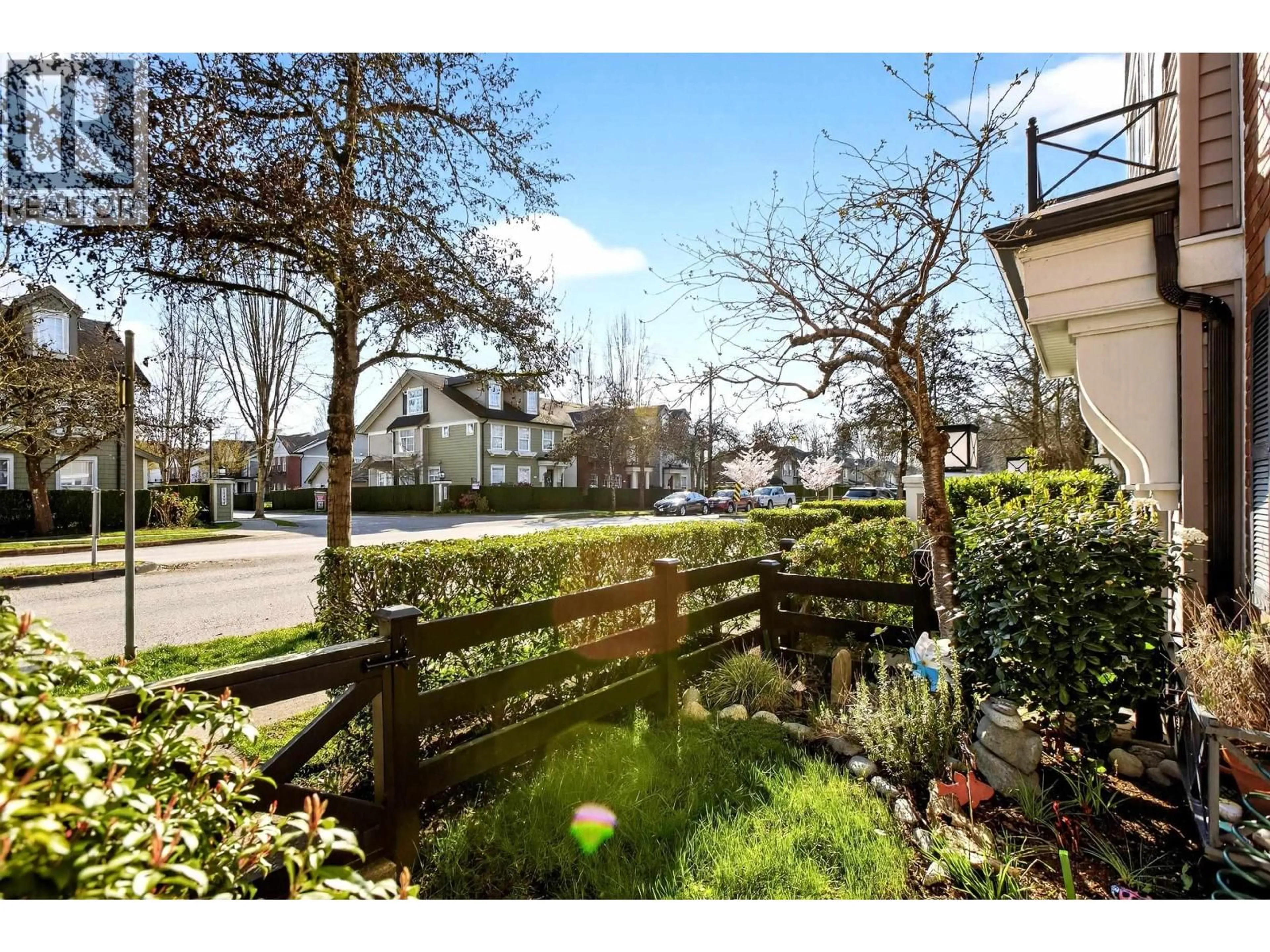 Unknown for 35 - 11067 BARNSTON VIEW ROAD, Pitt Meadows British Columbia V3Y2X3