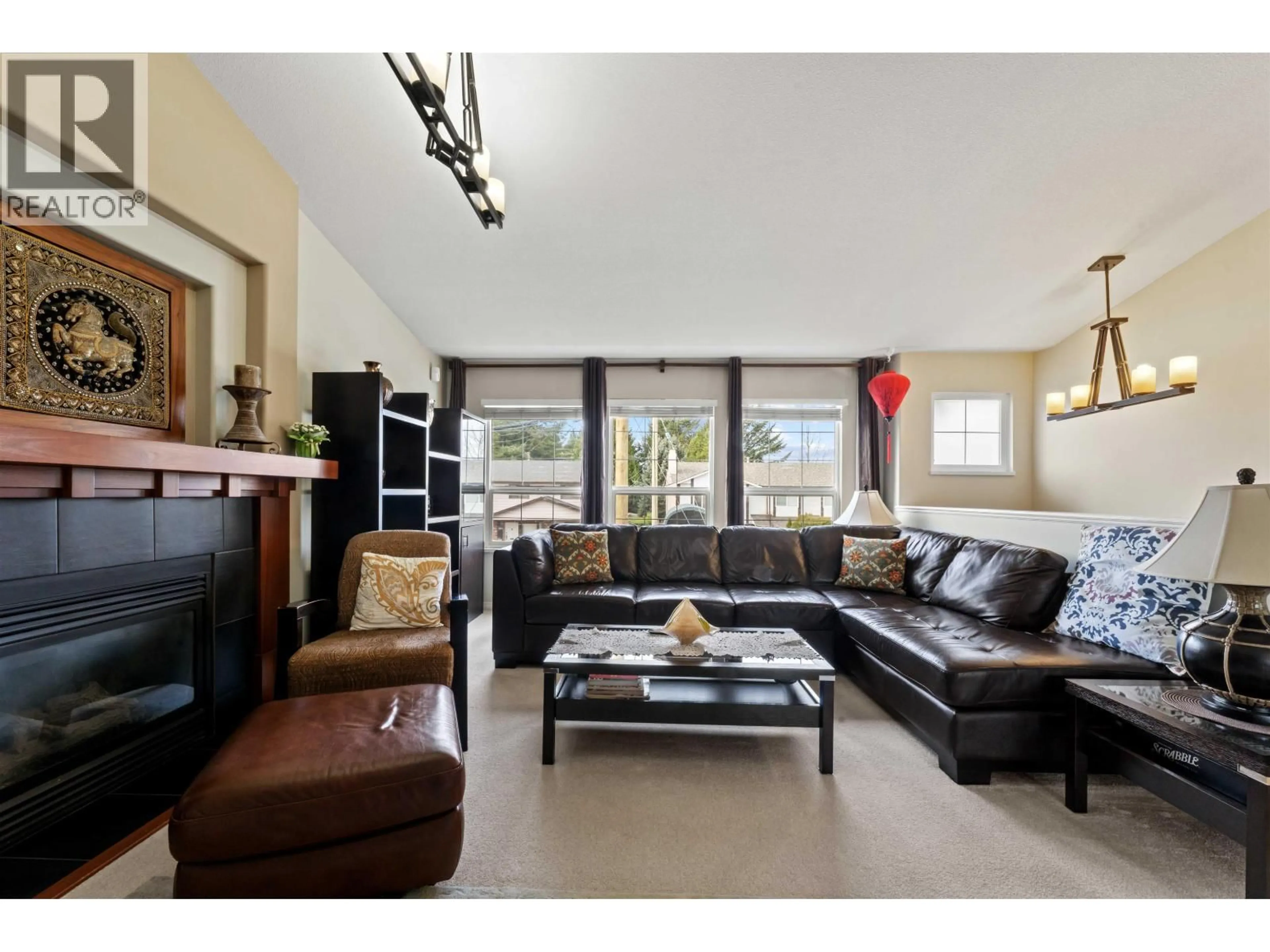 Living room with furniture, unknown for 11982 230 STREET, Maple Ridge British Columbia V2X7Z8