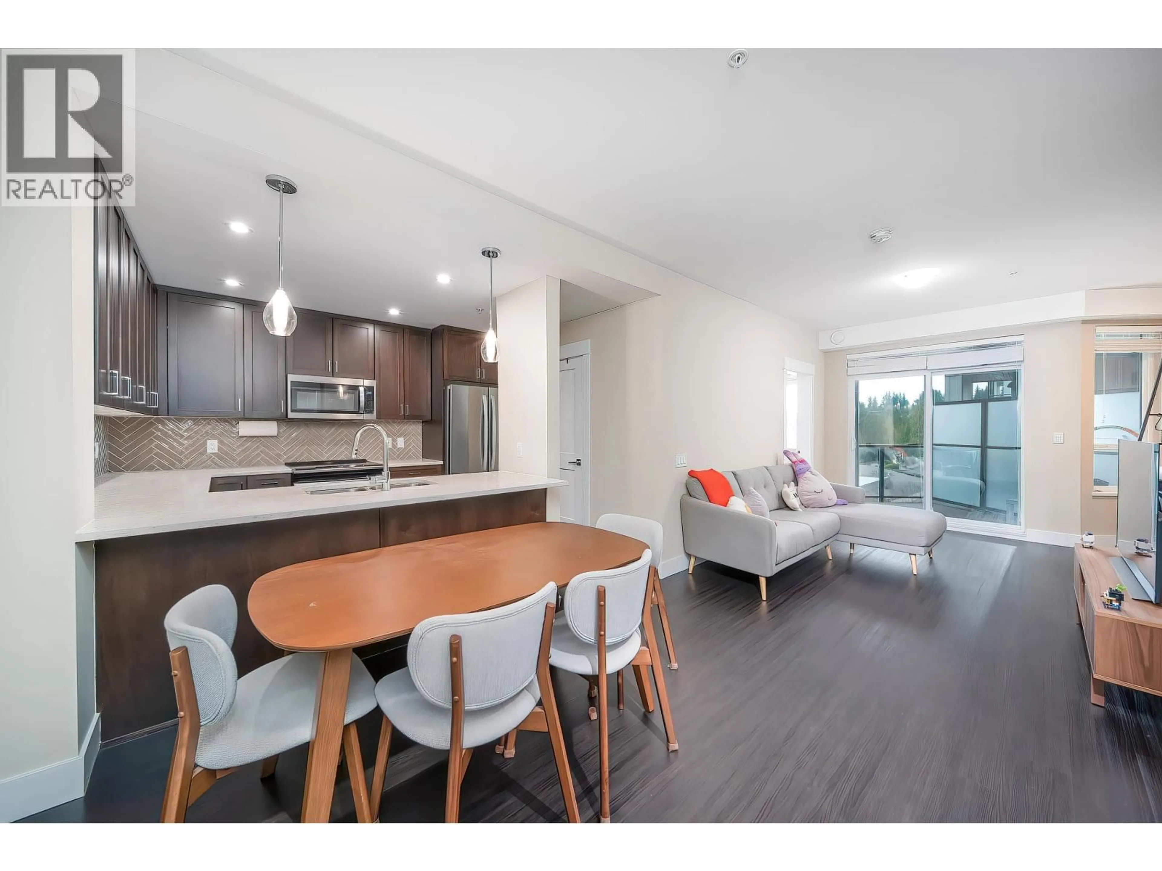 Open concept kitchen, wood/laminate floor for 4520 - 2180 KELLY AVENUE, Port Coquitlam British Columbia V3C0L1