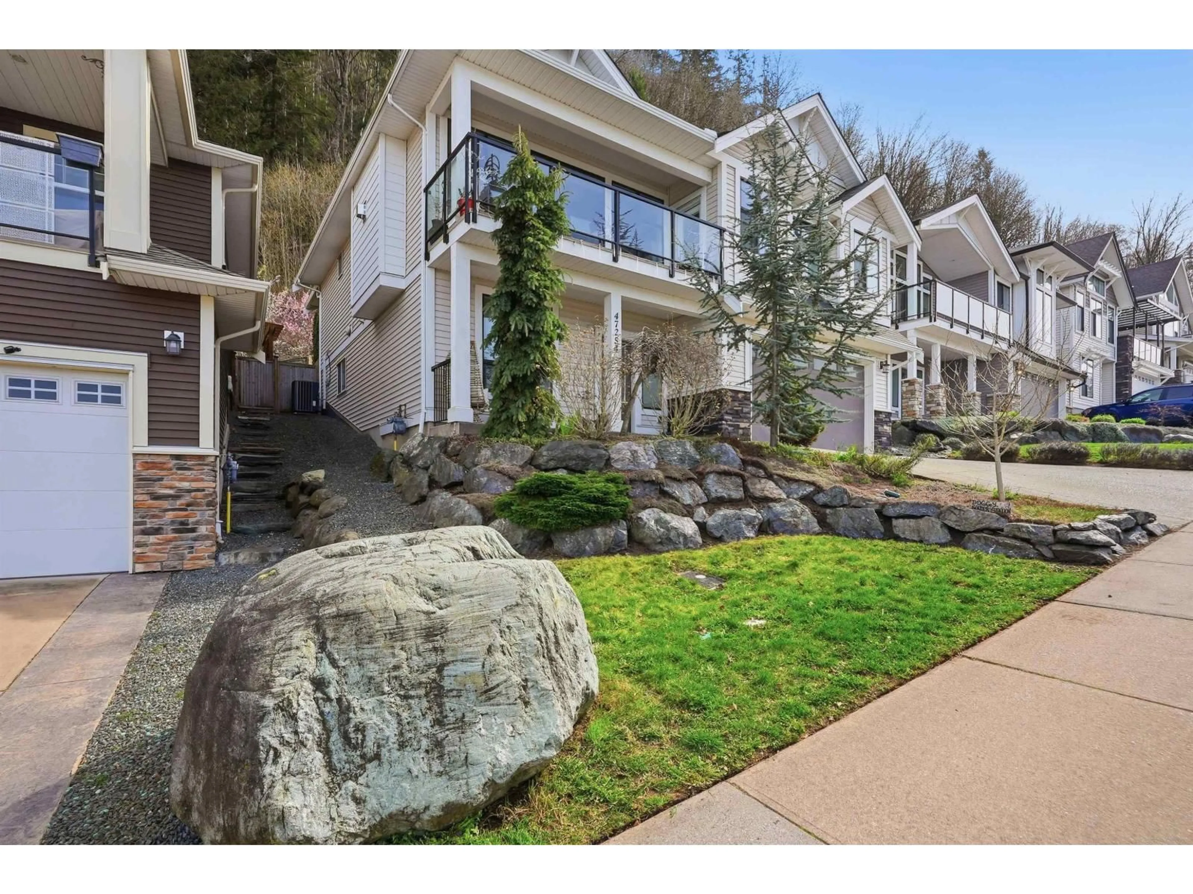 Patio, mountain view for 47254 SYLVAN DRIVE, Chilliwack British Columbia V2R0R8