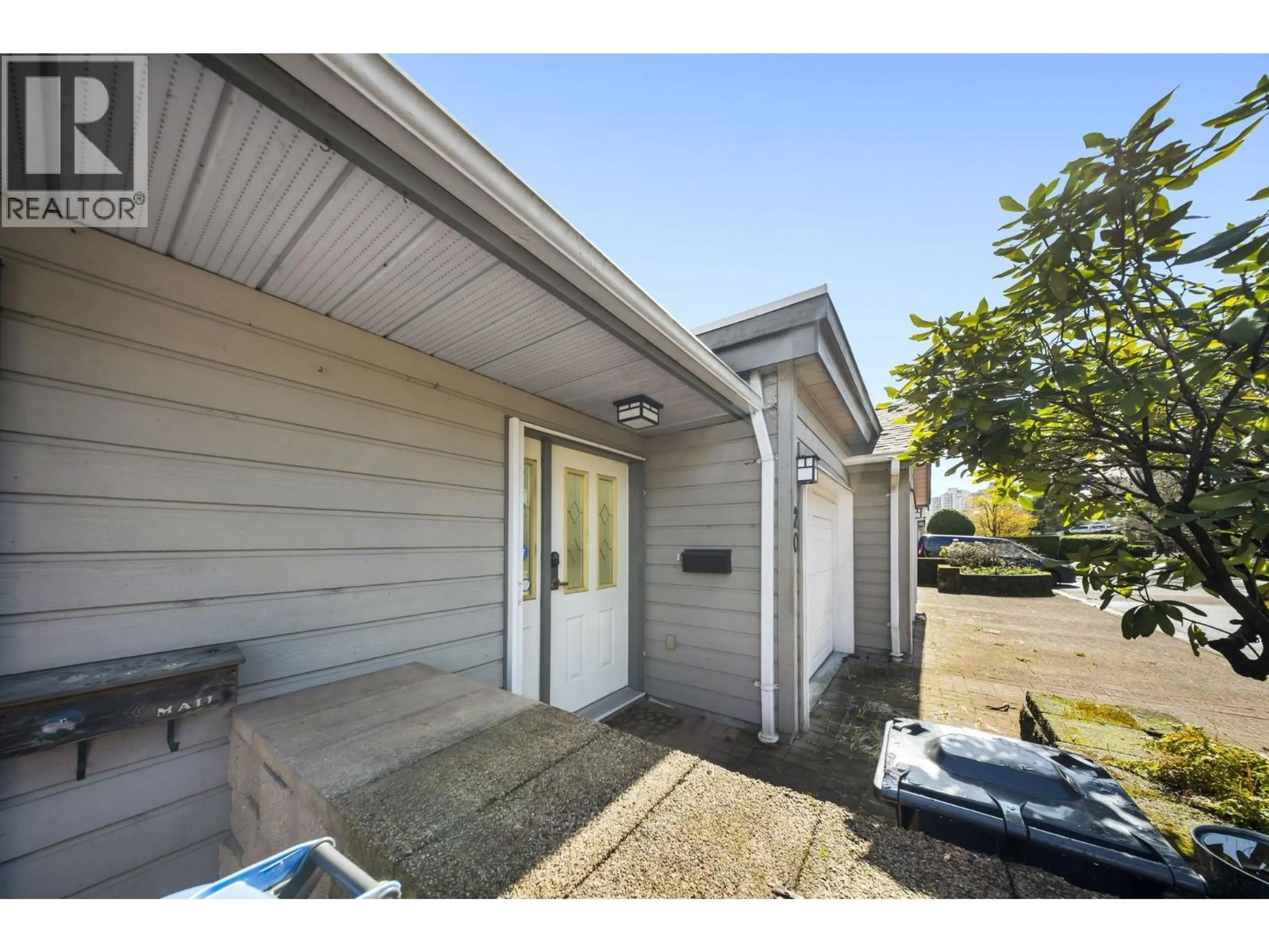 Unknown for 20 - 323 GOVERNORS COURT, New Westminster British Columbia V3L5S6