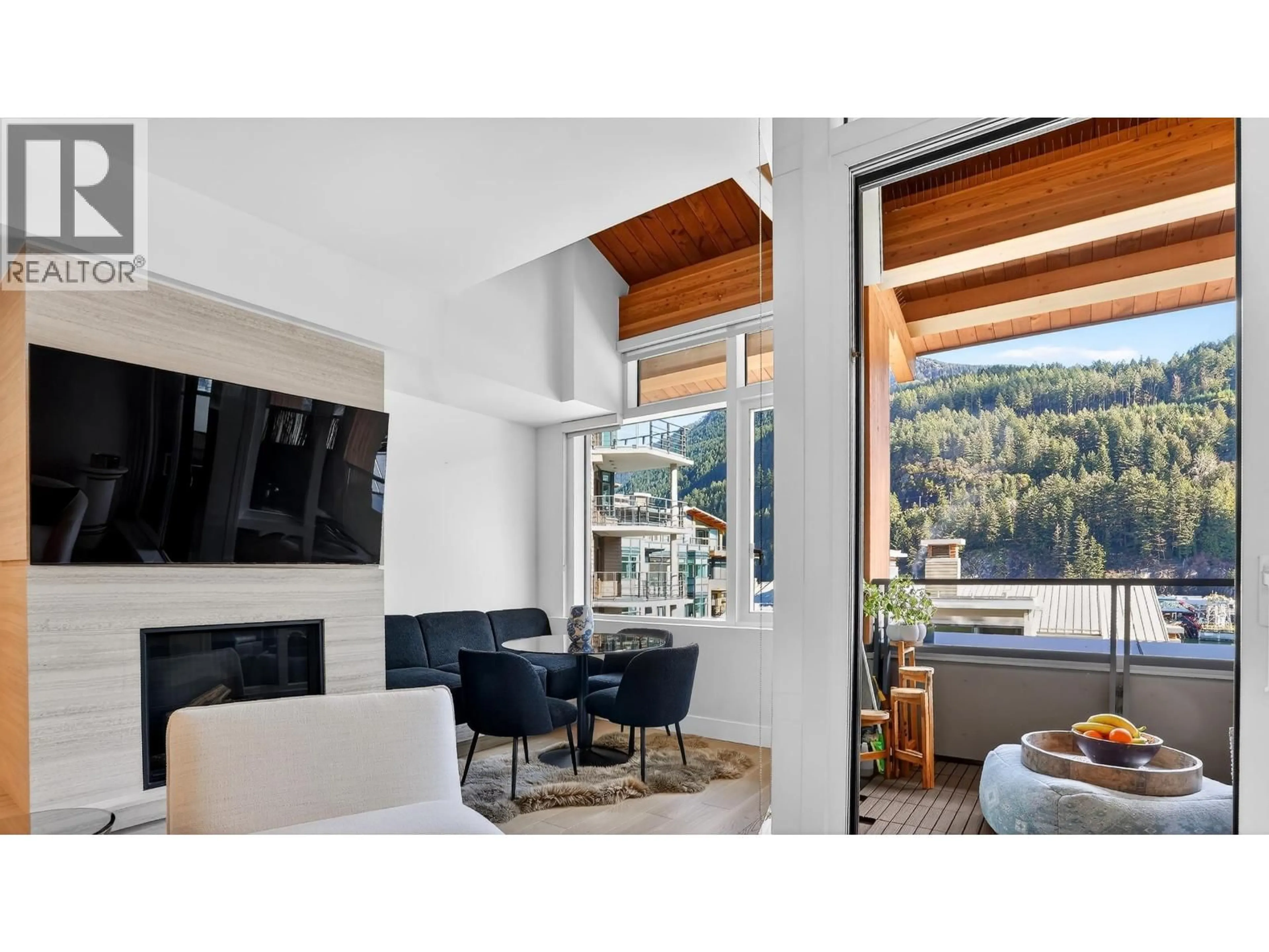 Living room with furniture, unknown for 506 - 6687 NELSON AVENUE, West Vancouver British Columbia V7W2B2