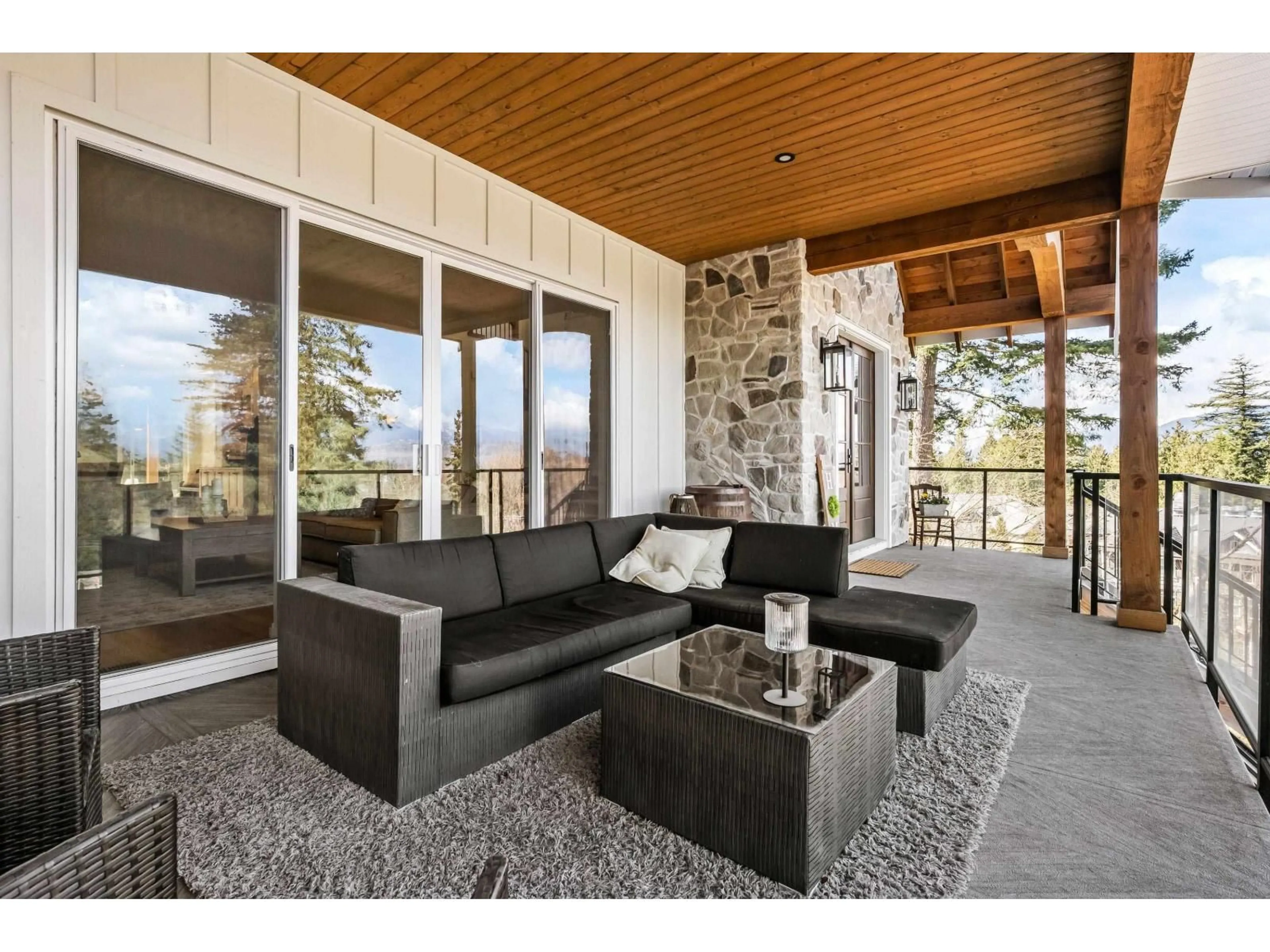 Patio, water/lake/river/ocean view for 1 - 45406 VEDDER MOUNTAIN ROAD, Chilliwack British Columbia V2R4C3