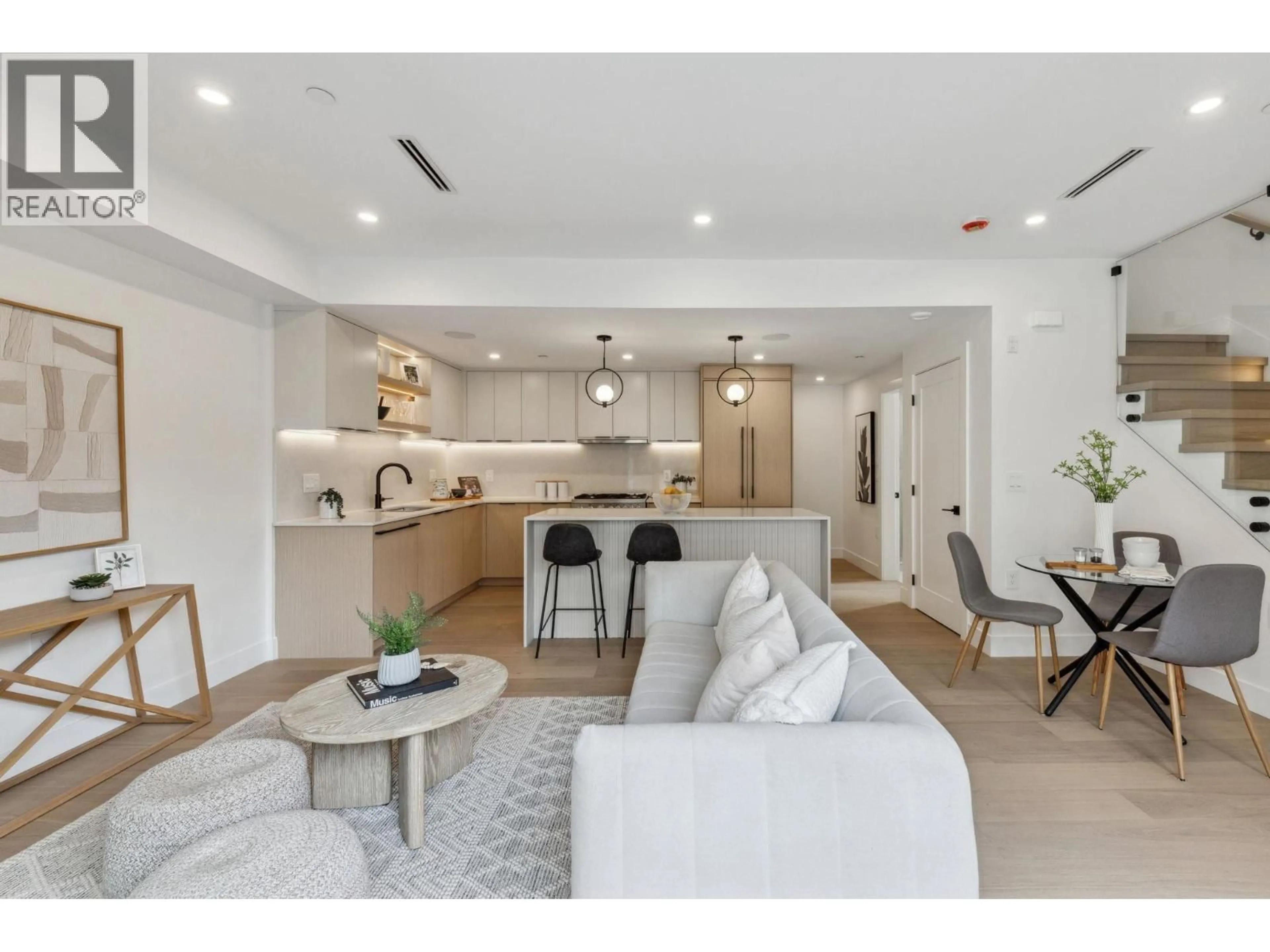 Open concept kitchen, unknown for 3383 VICTORIA DRIVE, Vancouver British Columbia V5N4M3