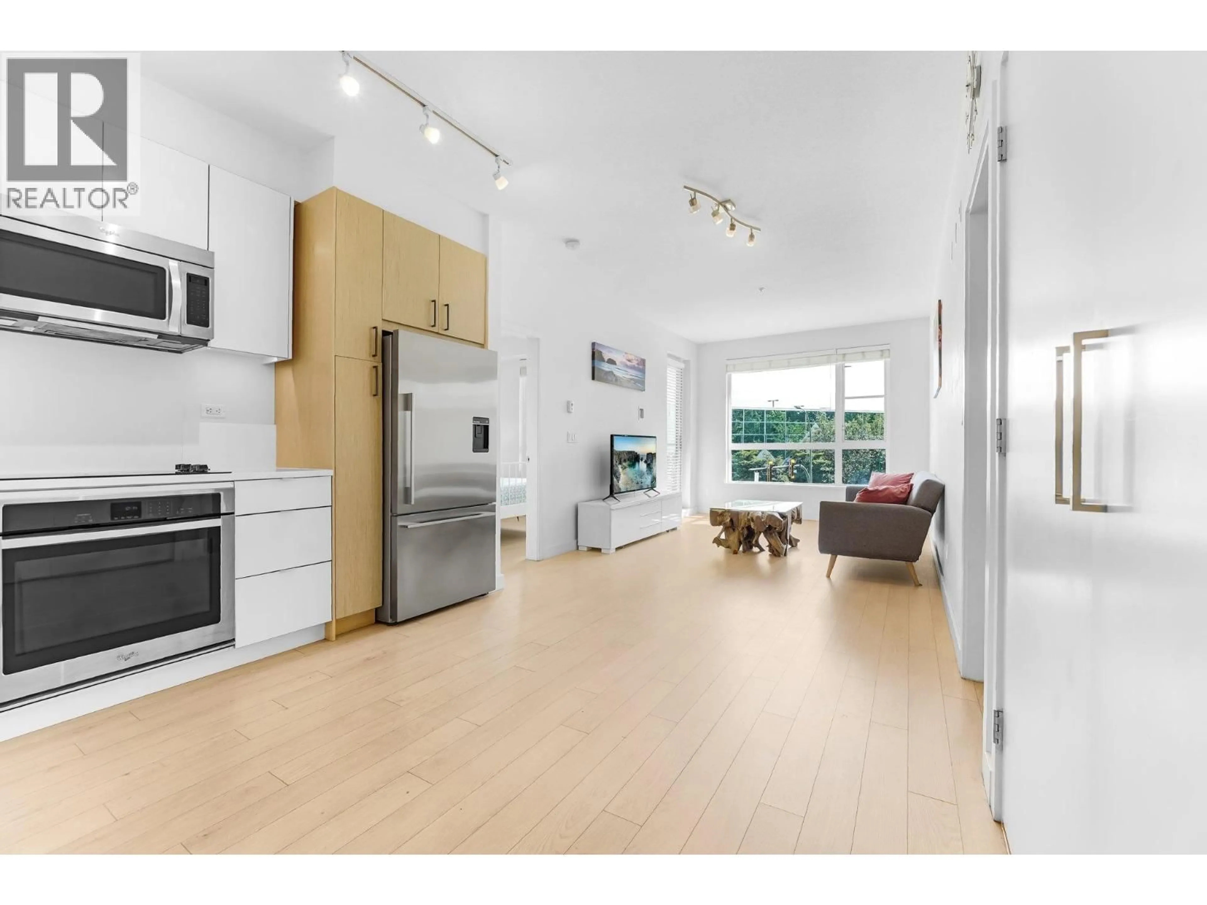 Open concept kitchen, unknown for 211 - 1621 HAMILTON AVENUE, North Vancouver British Columbia V7P0B7