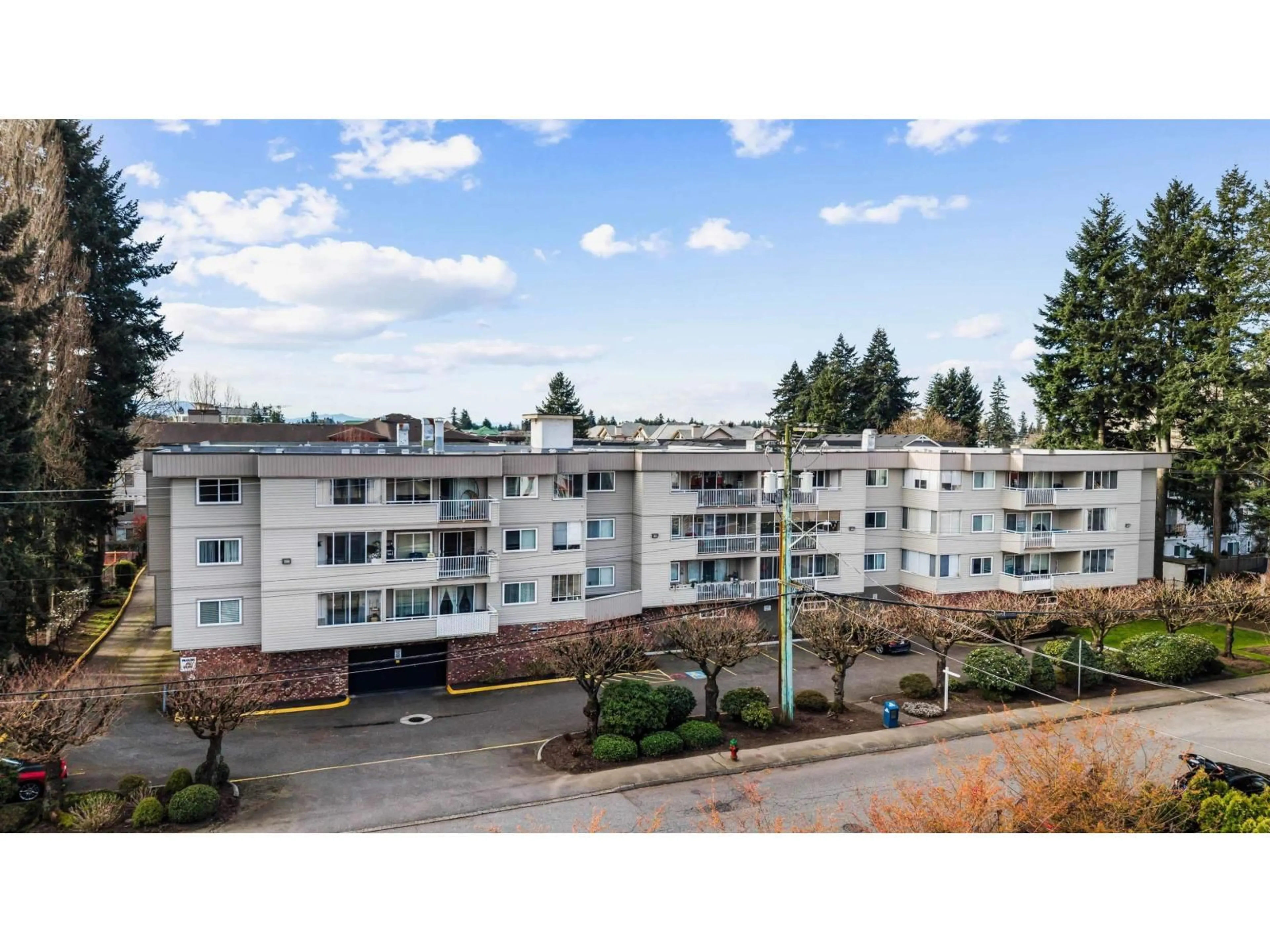 A pic from outside/outdoor area/front of a property/back of a property/a pic from drone, mountain view for 312 - 32040 TIMS AVENUE, Abbotsford British Columbia V2T2H2