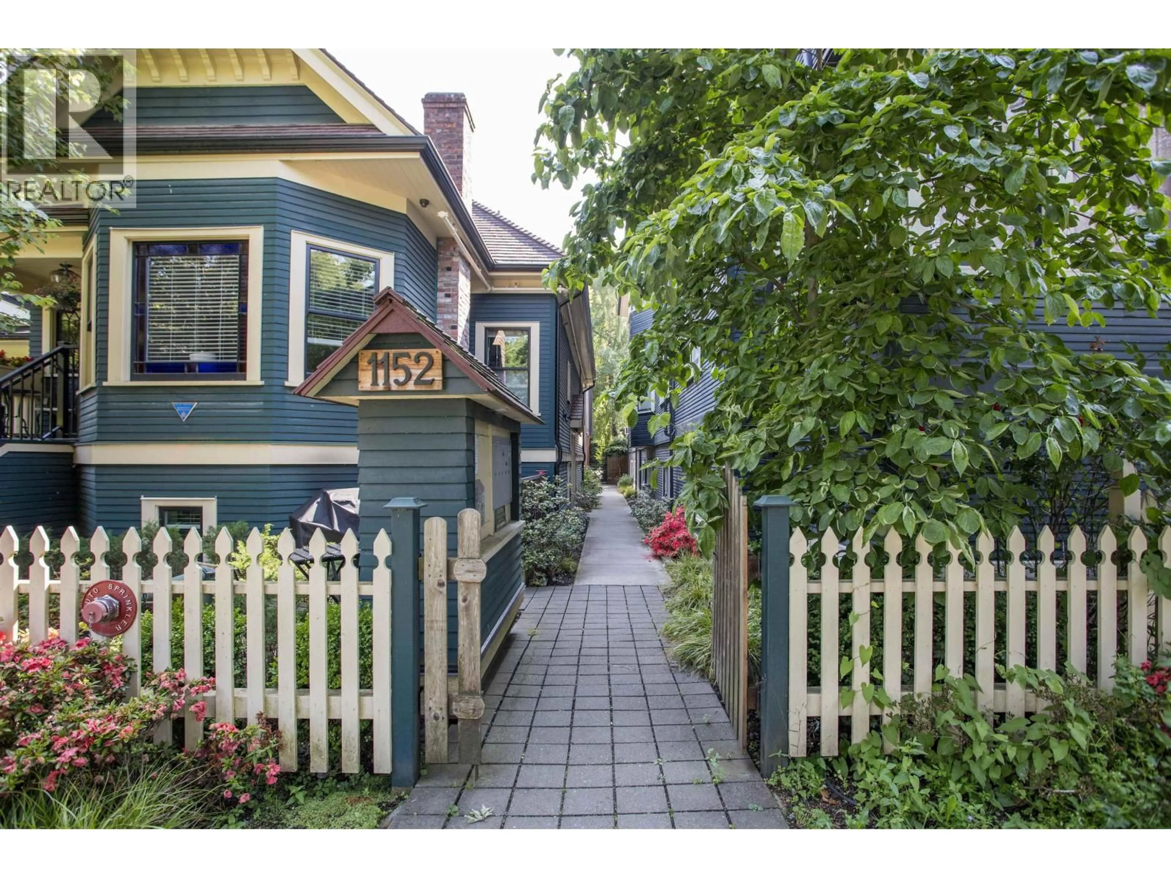 Patio, street for 2 - 1152 COMOX STREET, Vancouver British Columbia V6E1K5