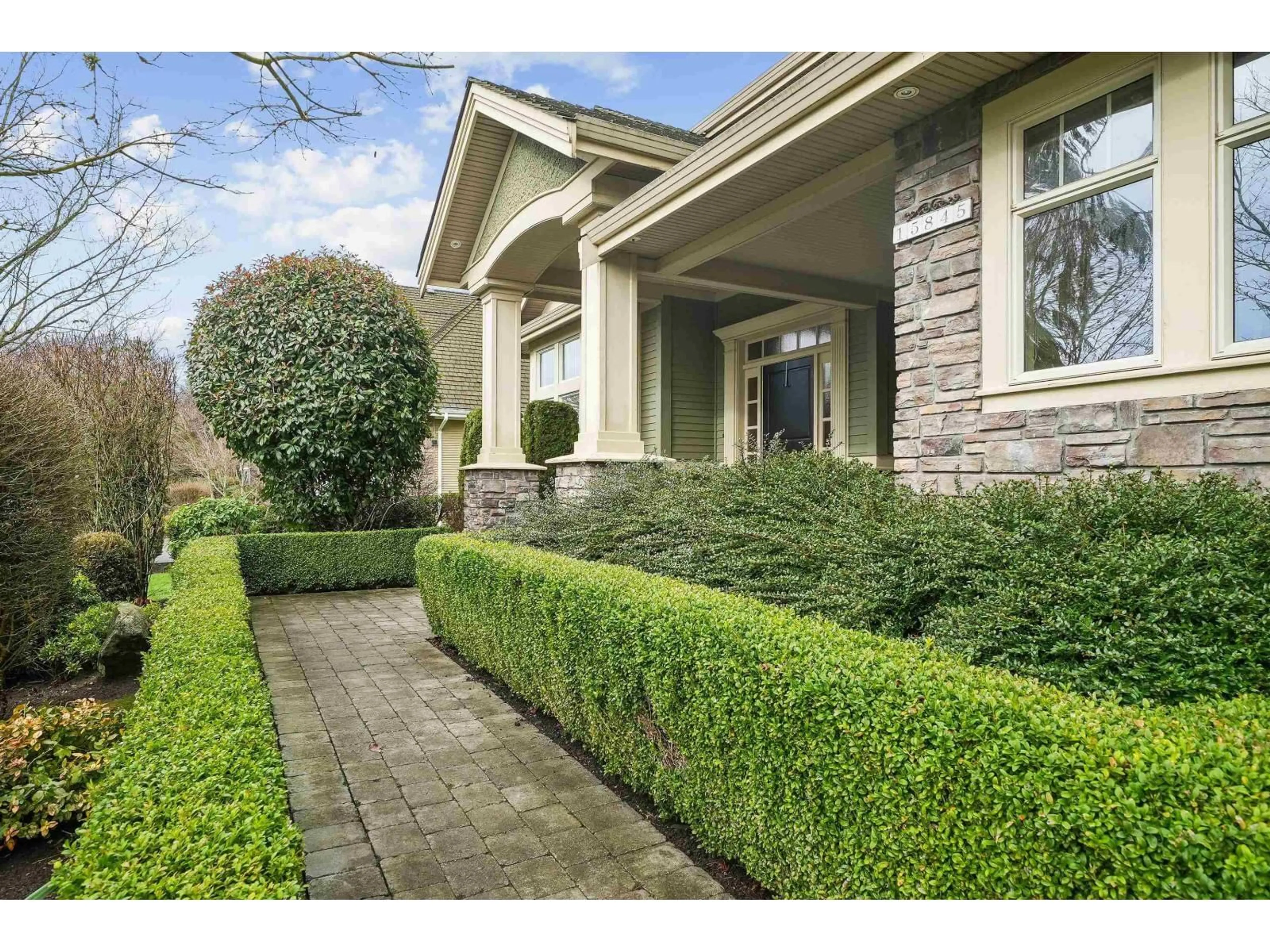 Home with brick exterior material, street for 15845 39A AVENUE, Surrey British Columbia V3Z0L1